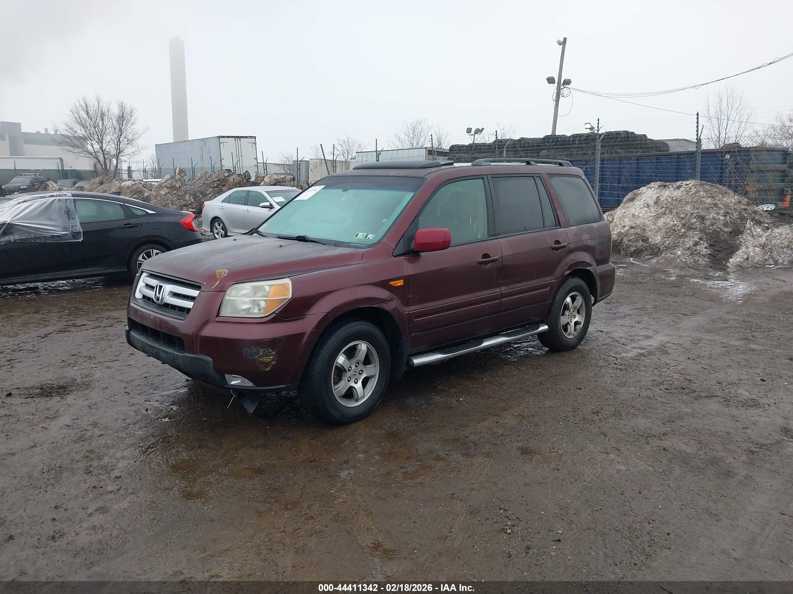 HONDA PILOT image 2