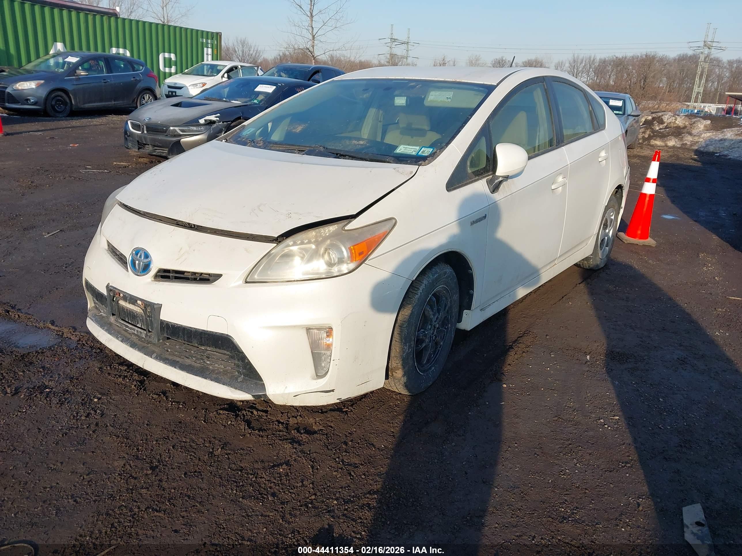 TOYOTA PRIUS image 2