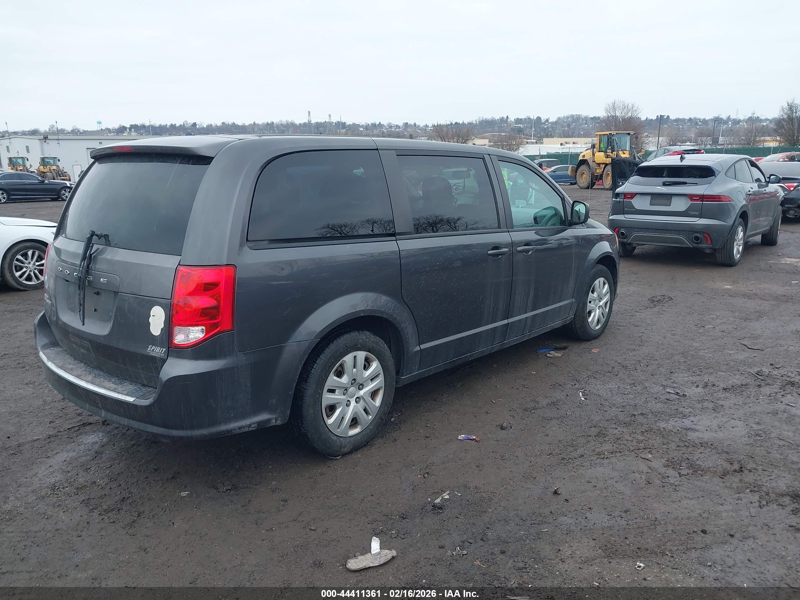 DODGE GRAND image 4