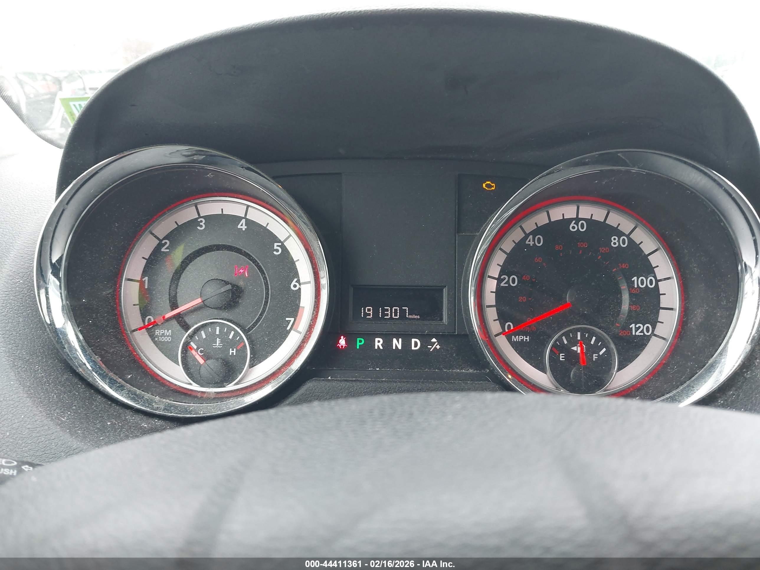 DODGE GRAND image 7