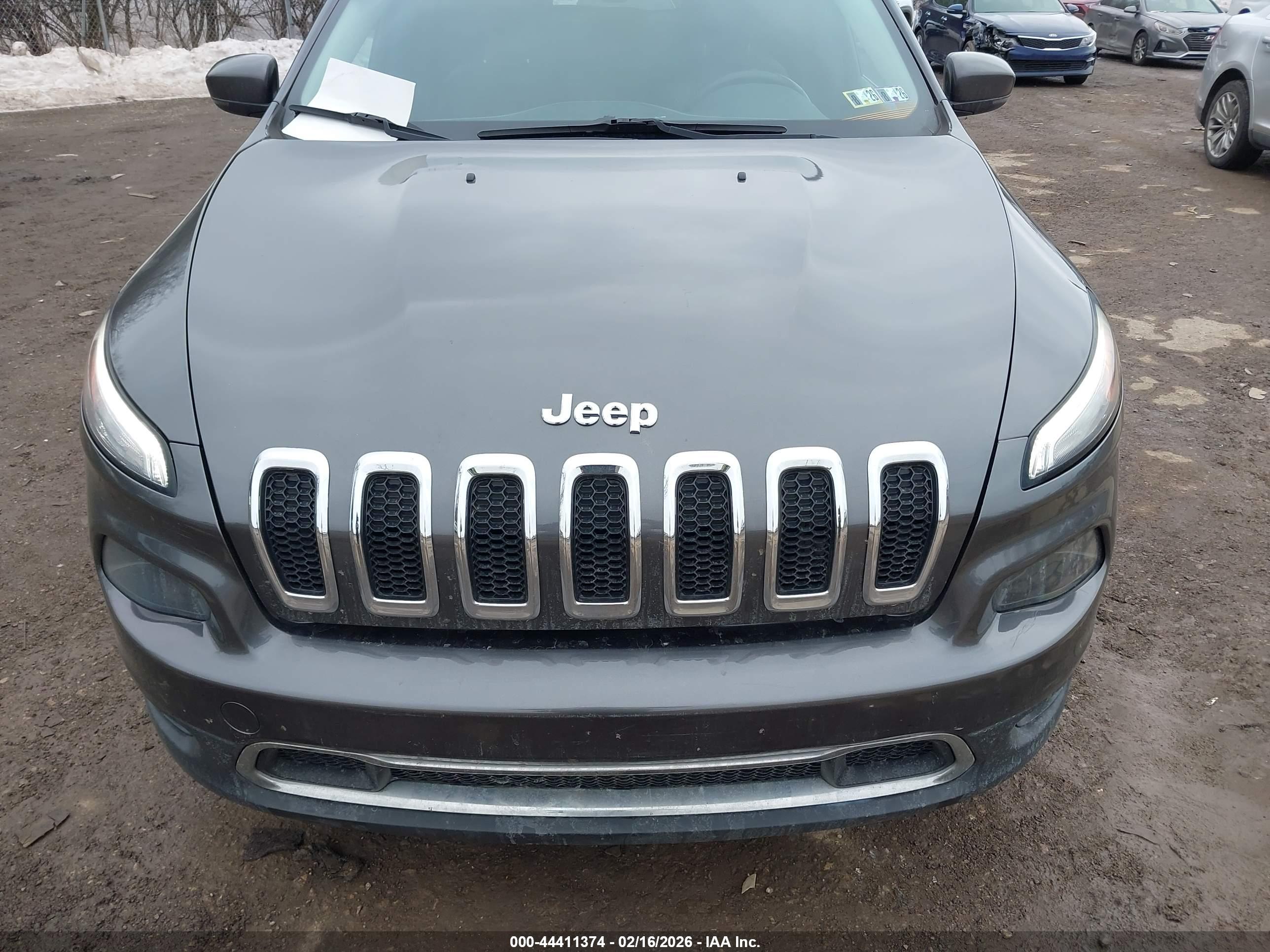 JEEP CHEROKEE image 6