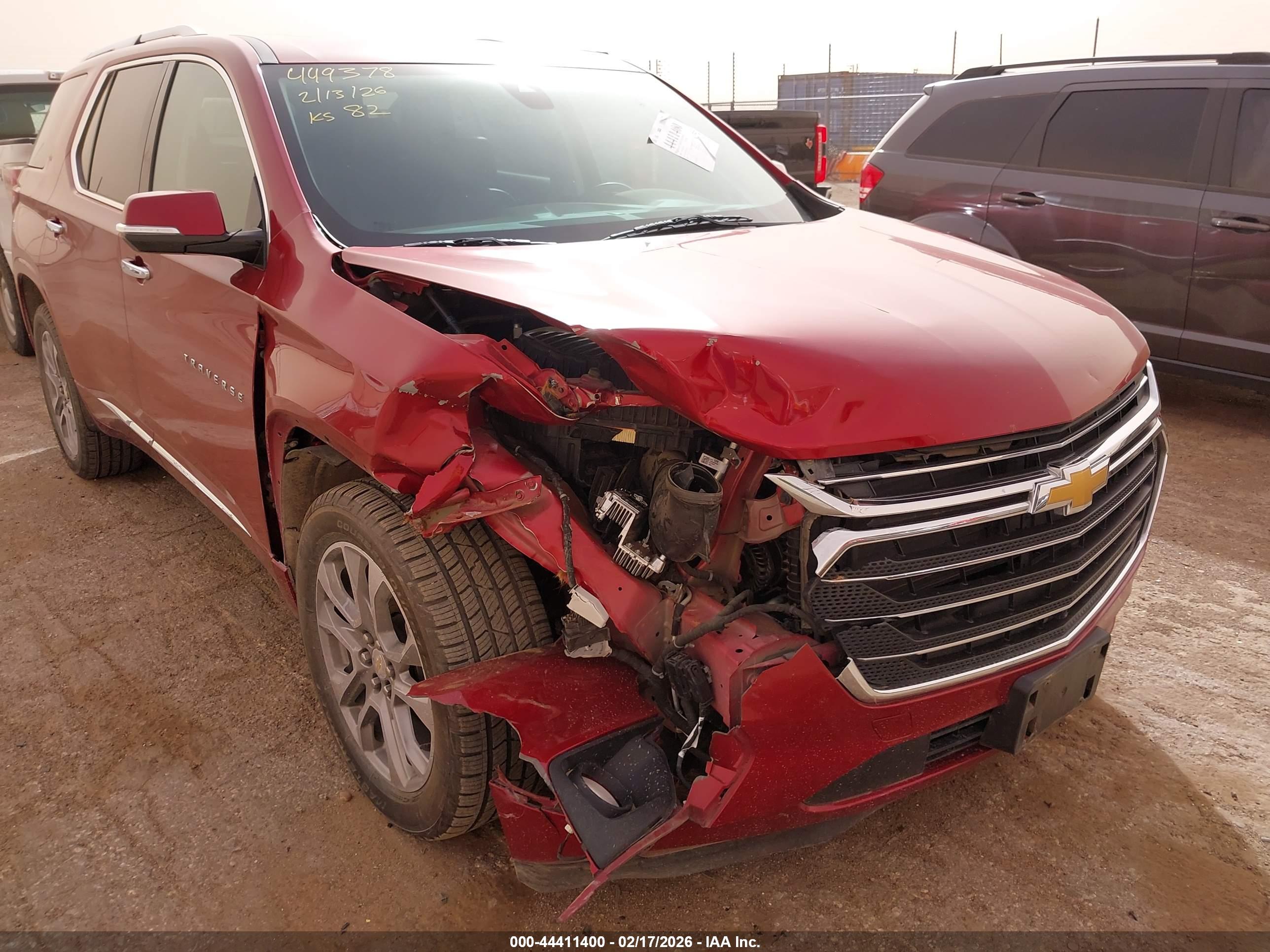 CHEVROLET TRAVERSE image 6