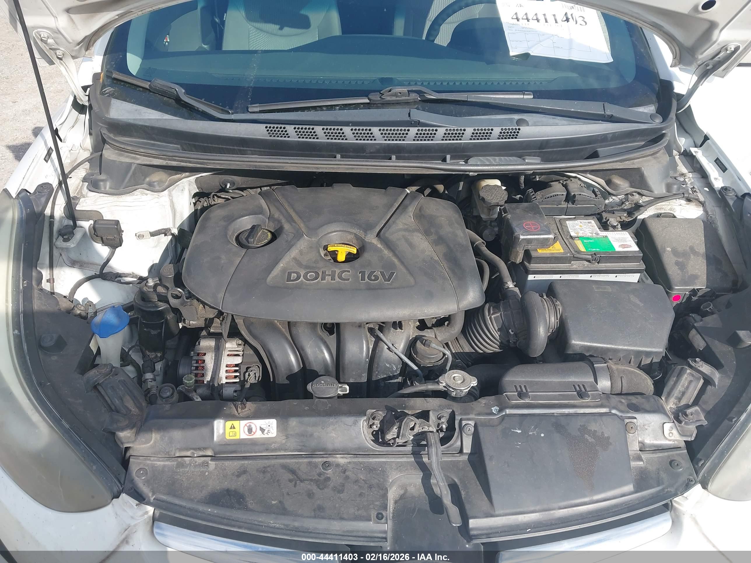 HYUNDAI ELANTRA image 10