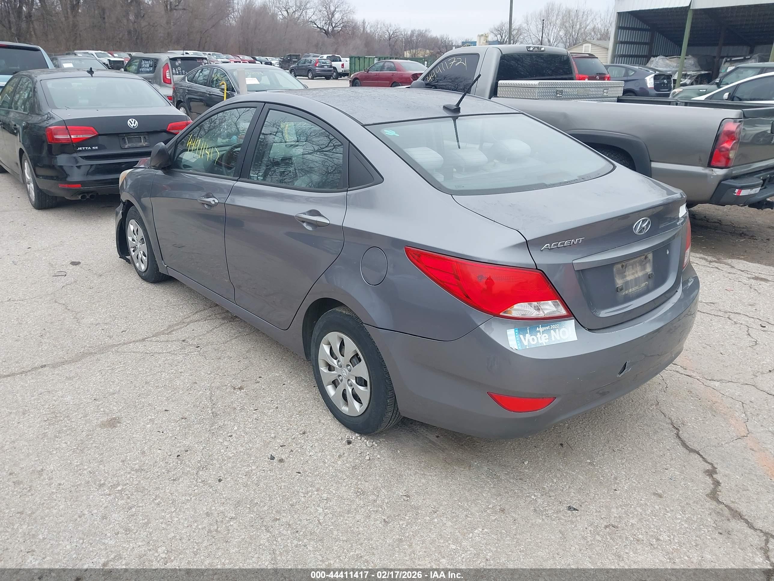 HYUNDAI ACCENT image 3