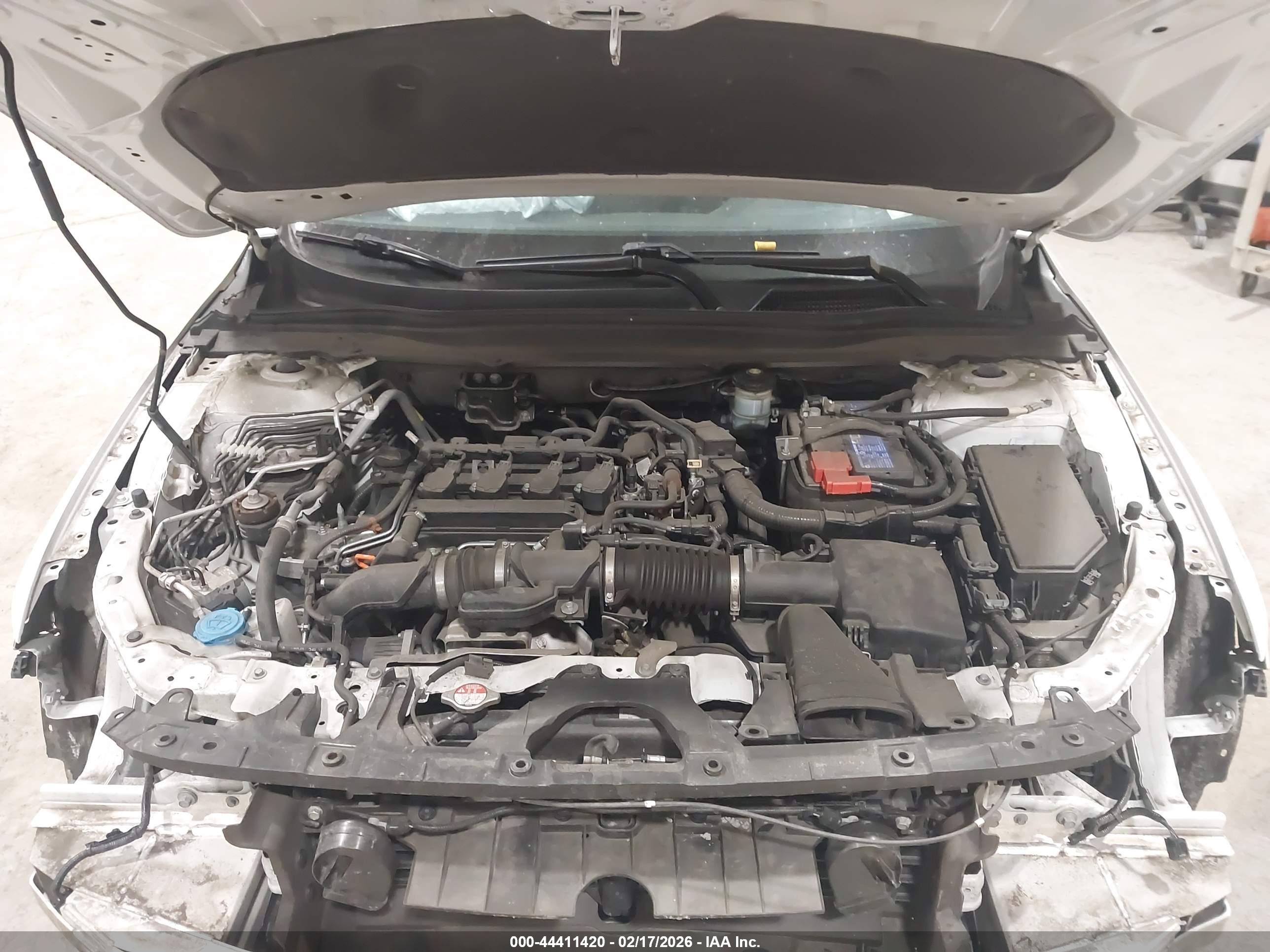 HONDA ACCORD image 10