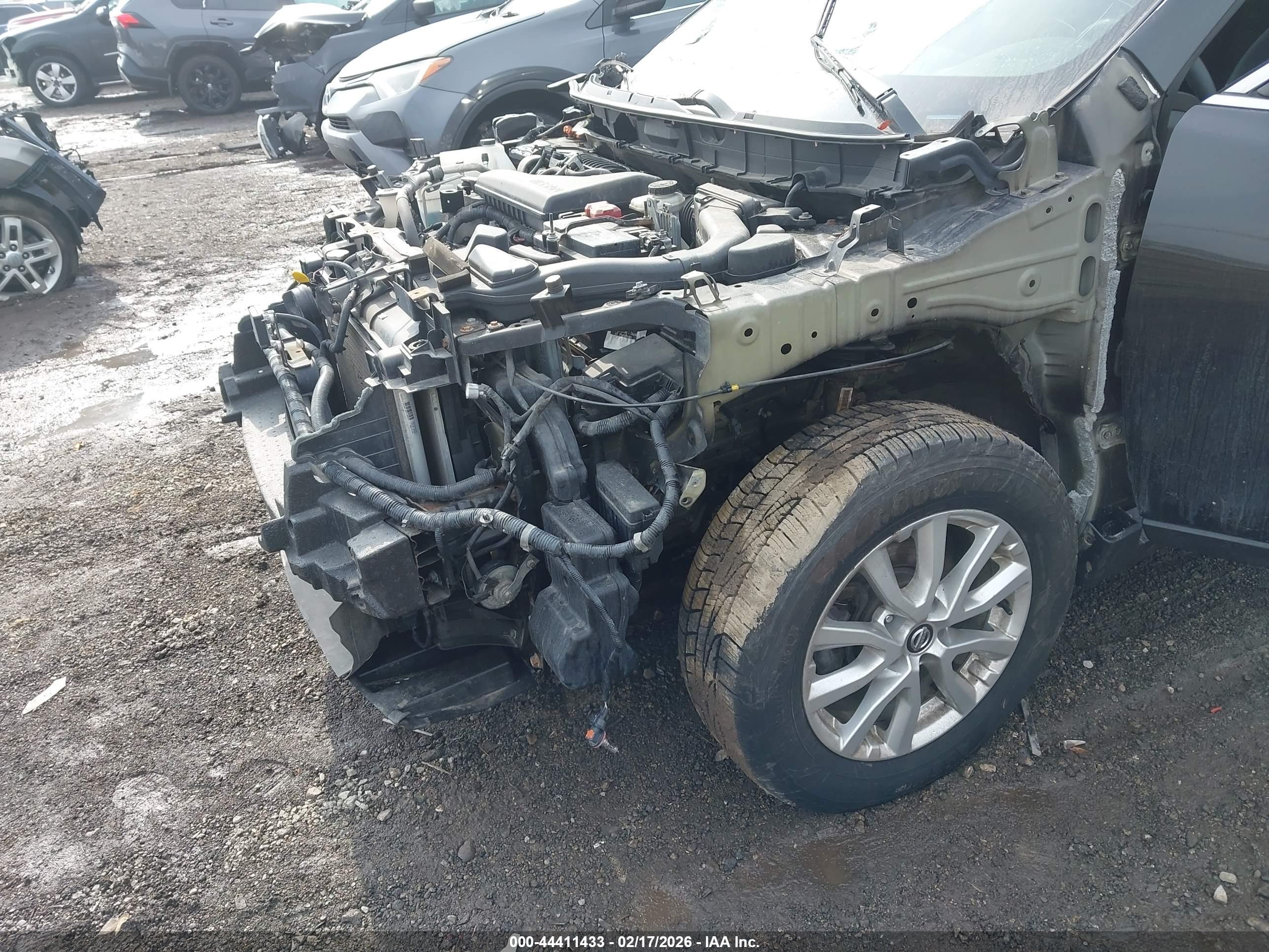 NISSAN ROGUE image 6