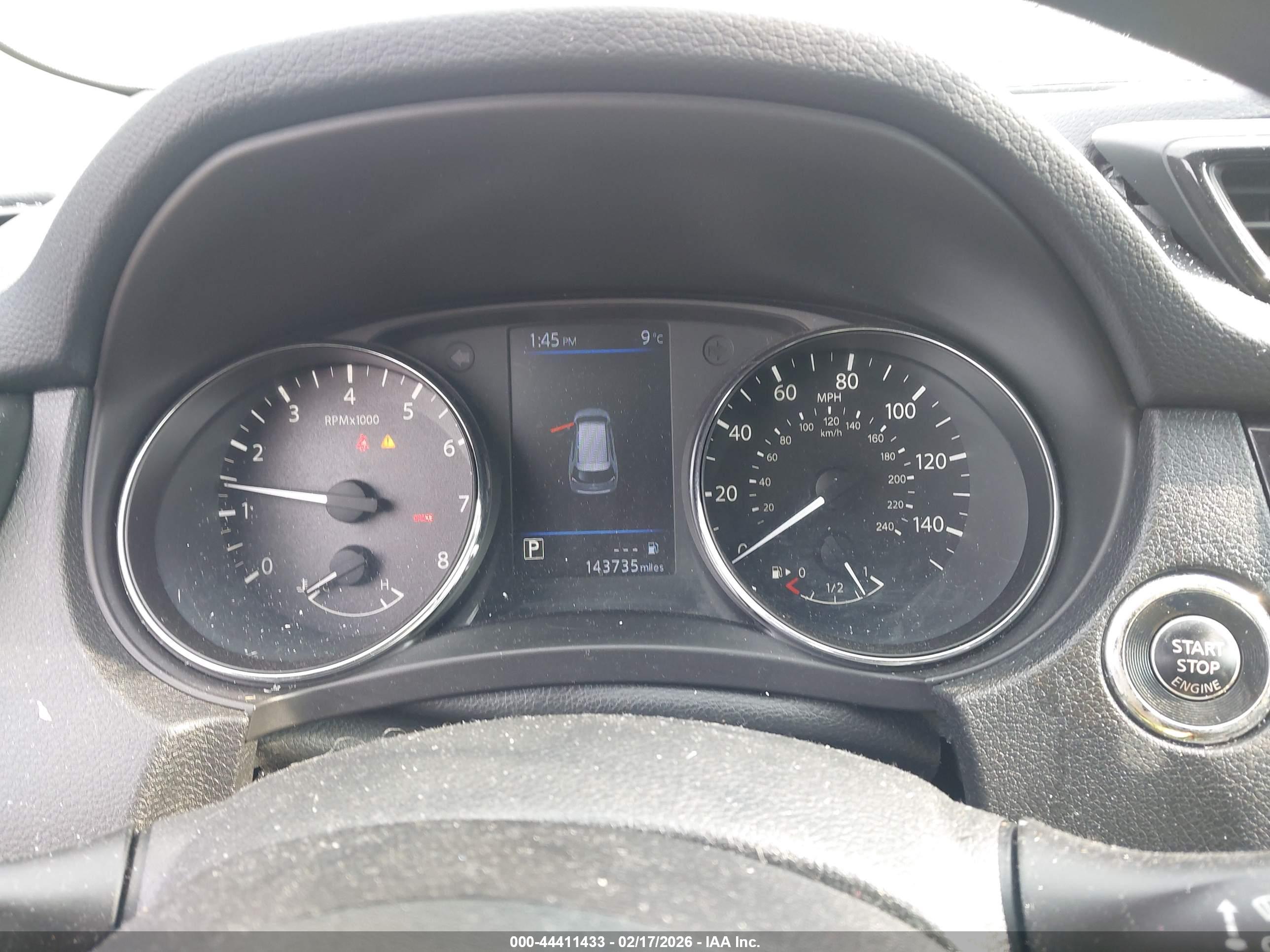 NISSAN ROGUE image 7