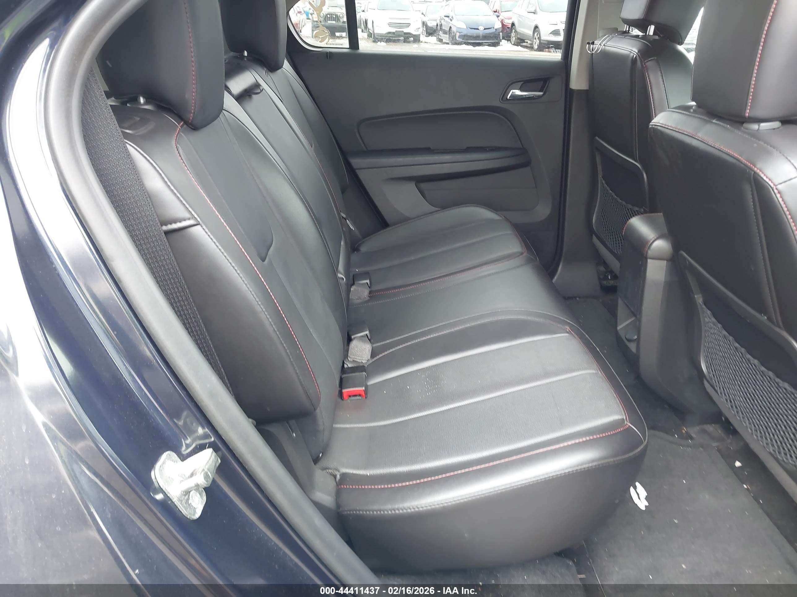 CHEVROLET EQUINOX image 8