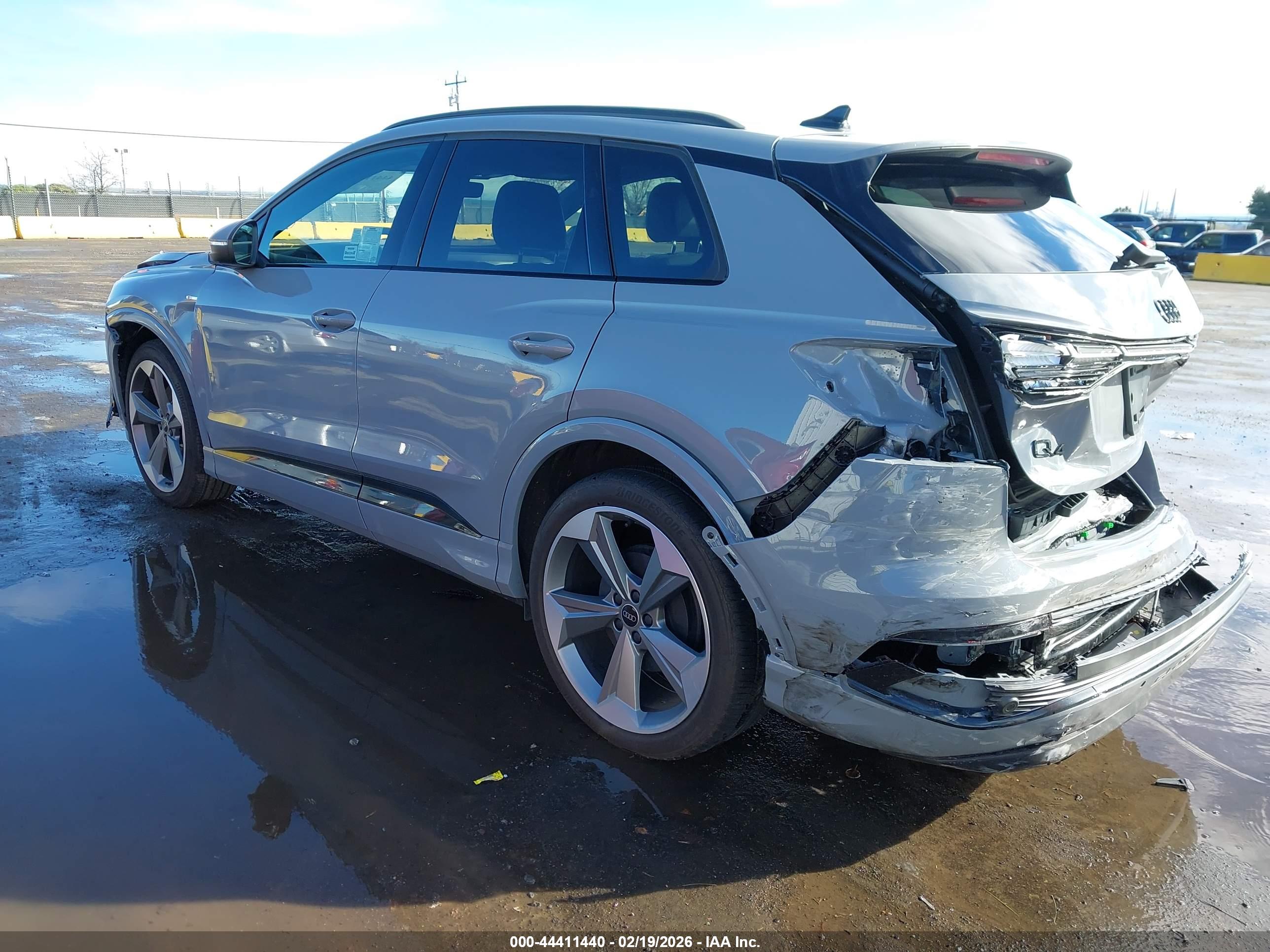 AUDI Q4 image 3