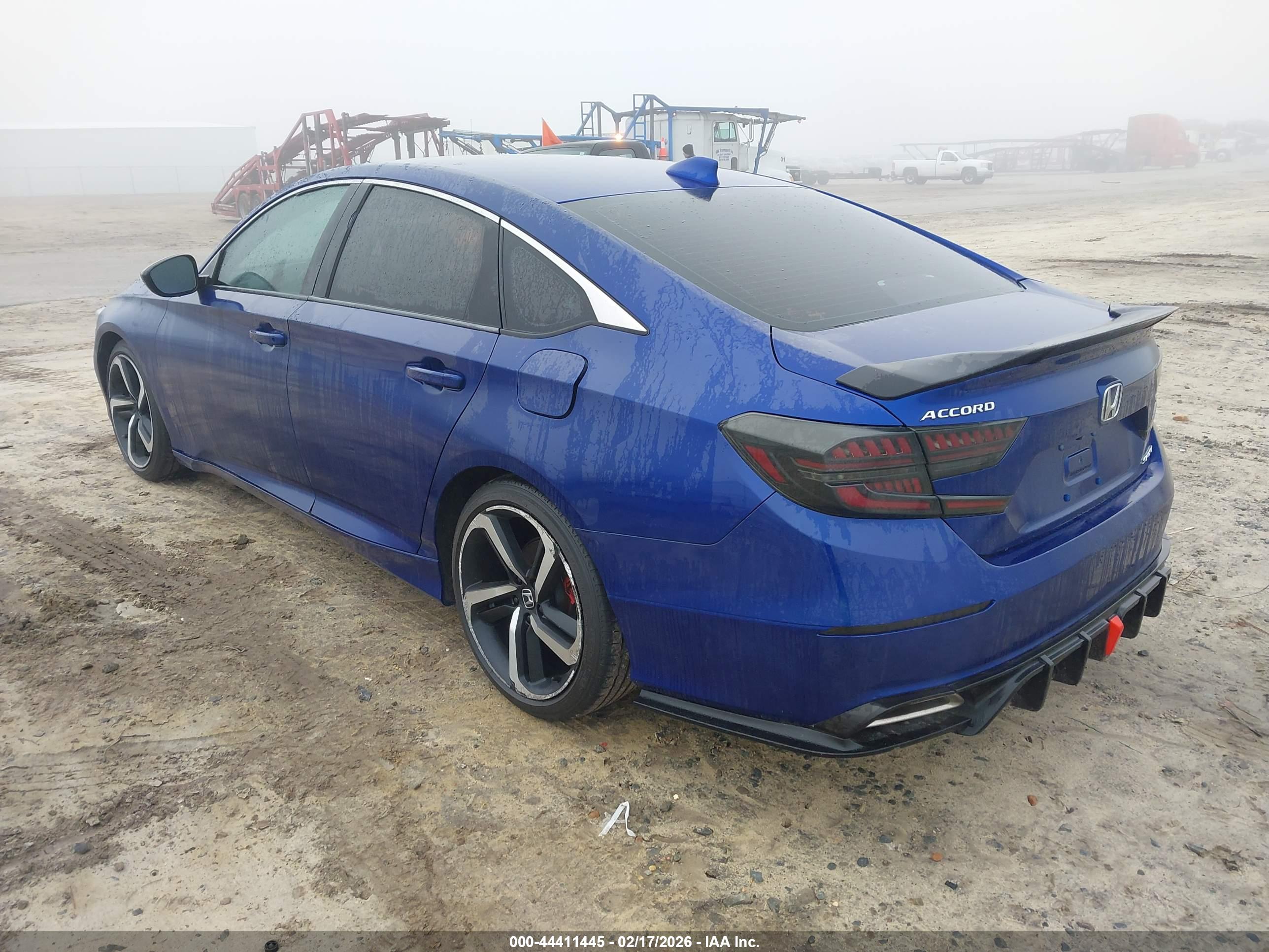 HONDA ACCORD image 3
