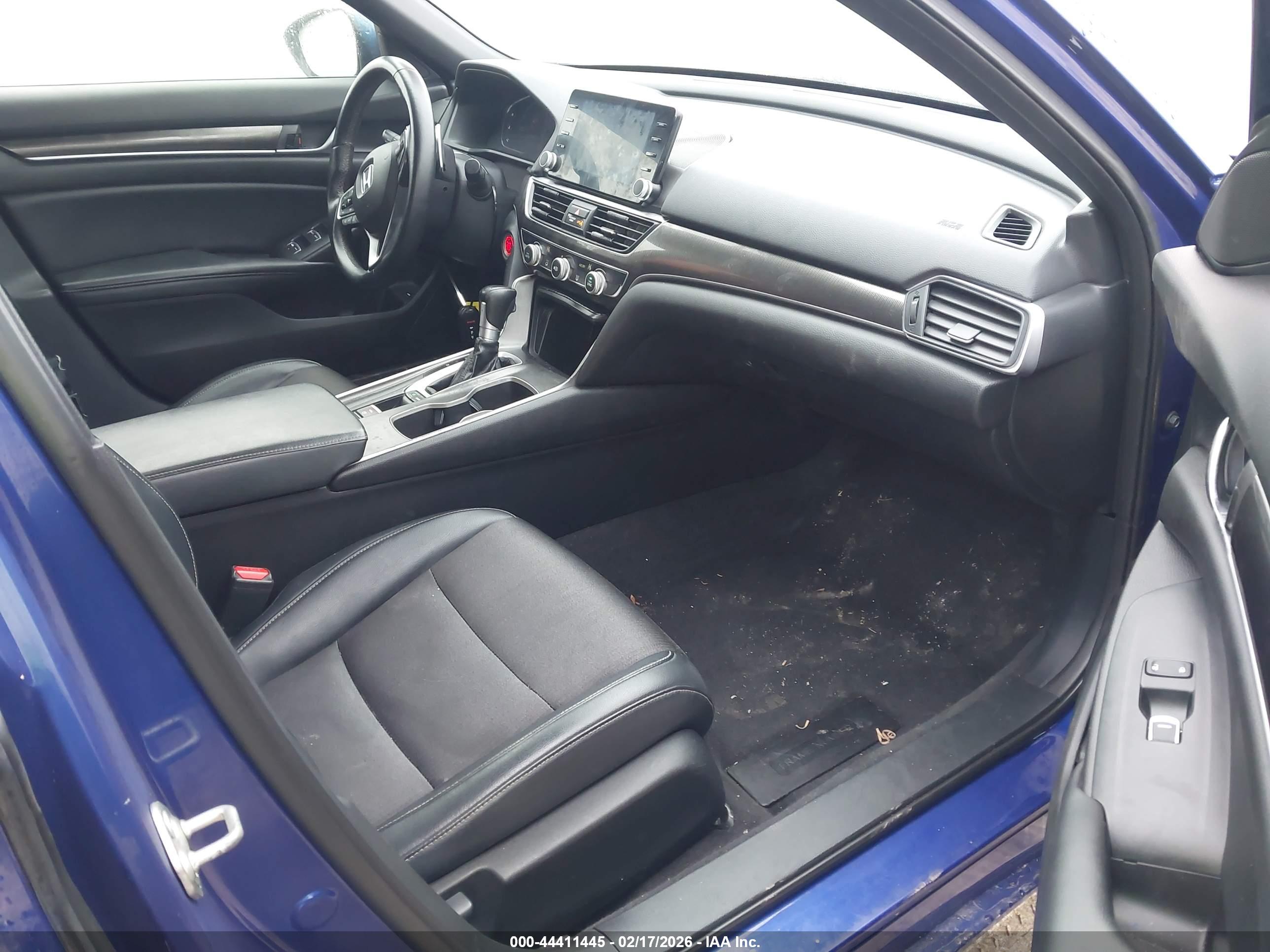 HONDA ACCORD image 5