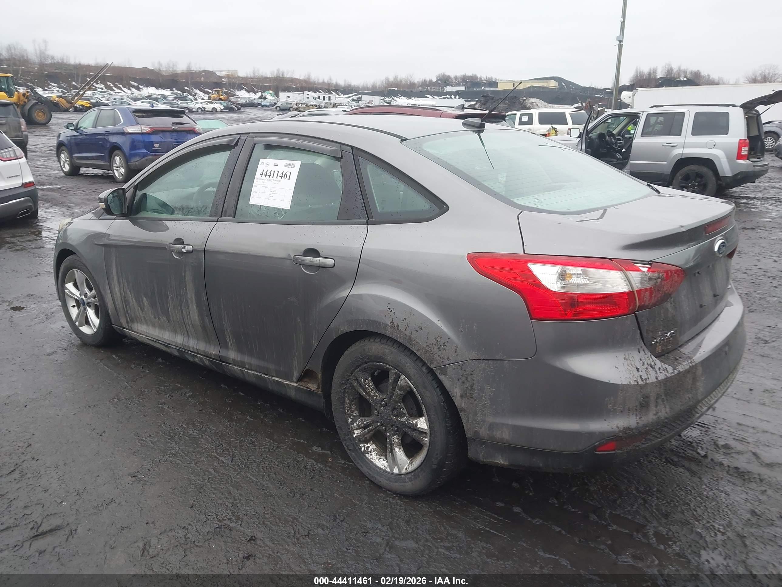 FORD FOCUS image 3