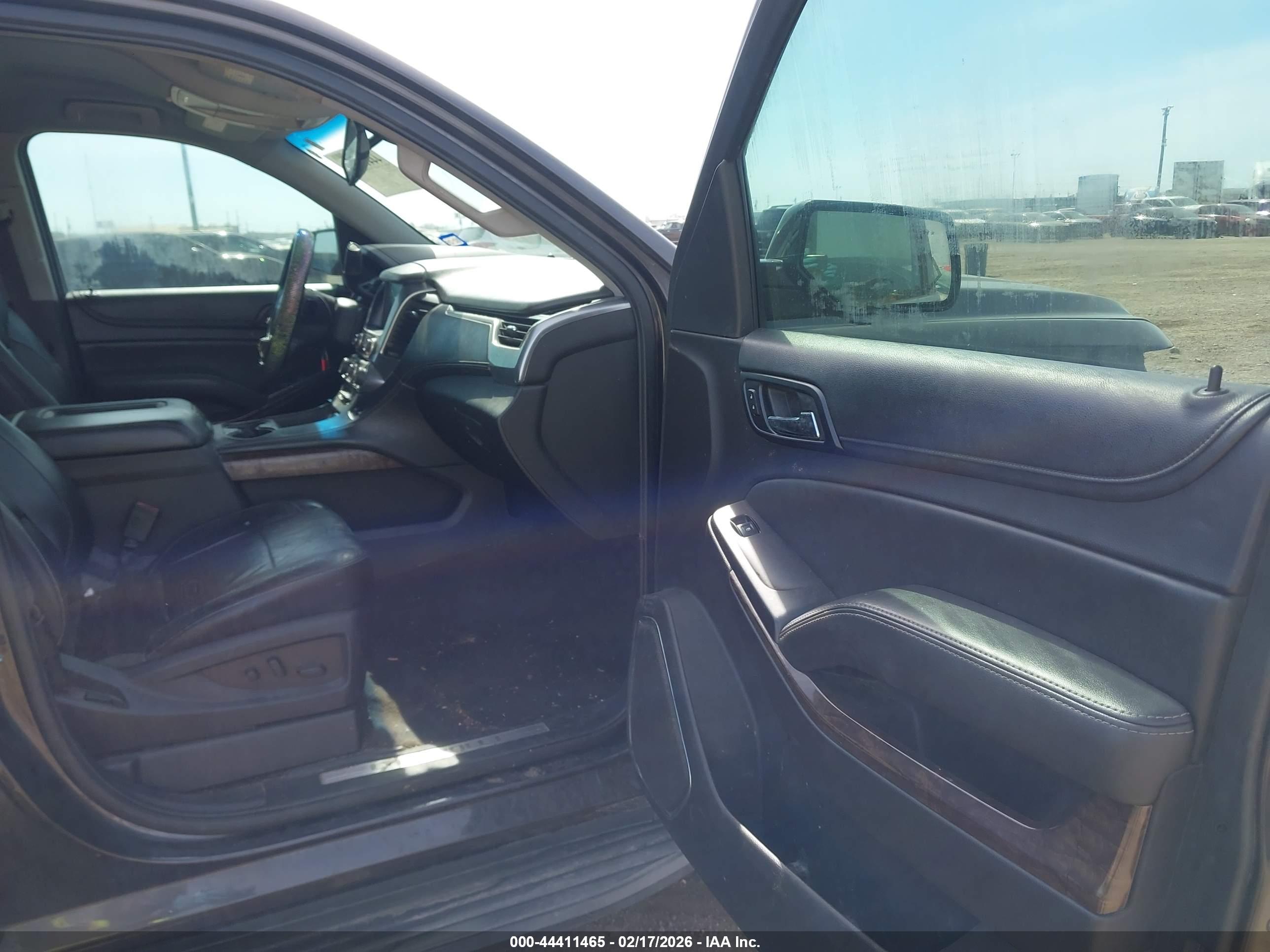 CHEVROLET TAHOE image 5