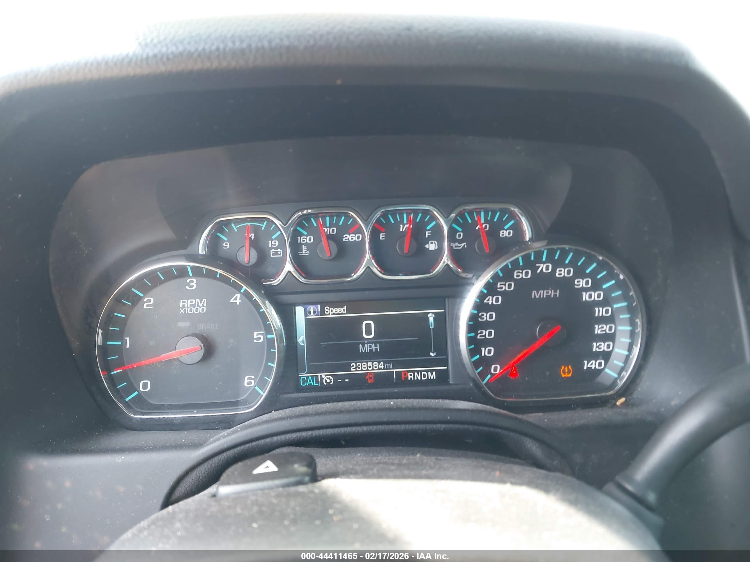 CHEVROLET TAHOE image 7