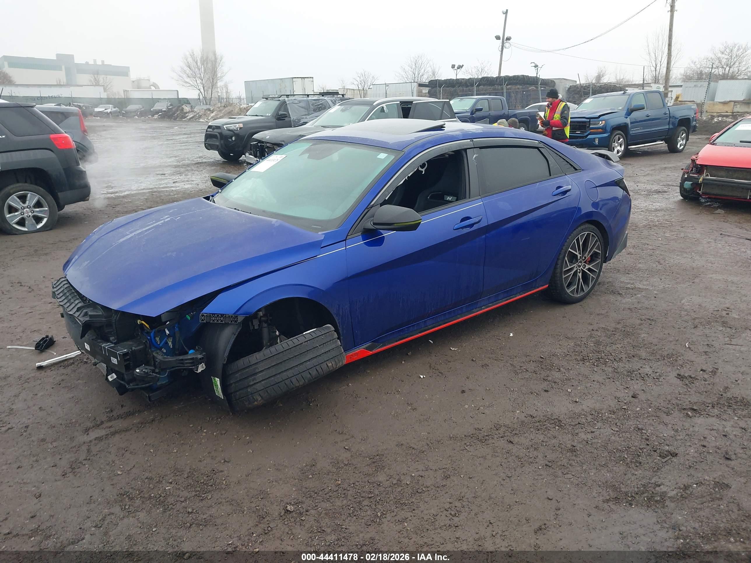 HYUNDAI ELANTRA image 2