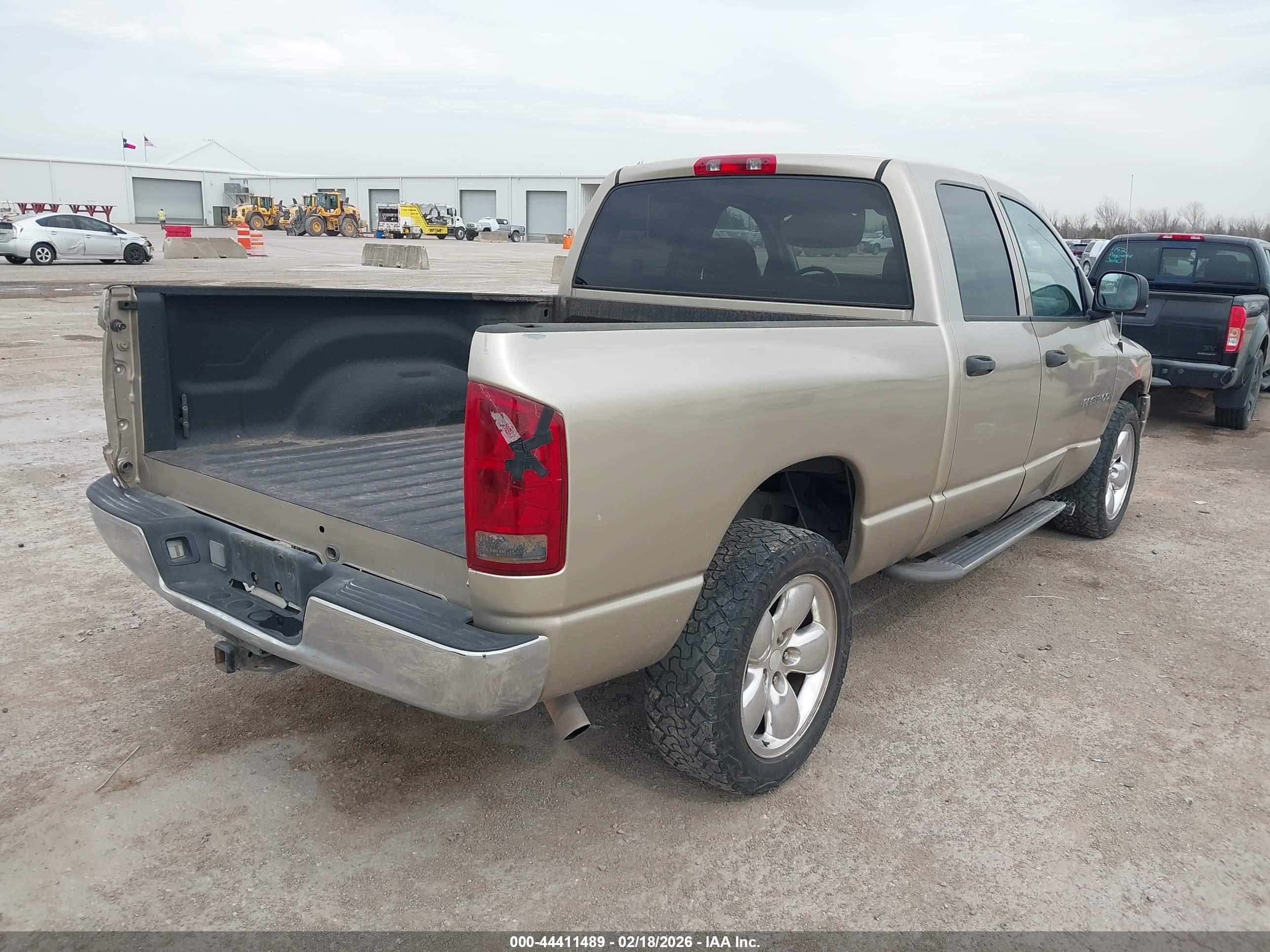 DODGE RAM image 4