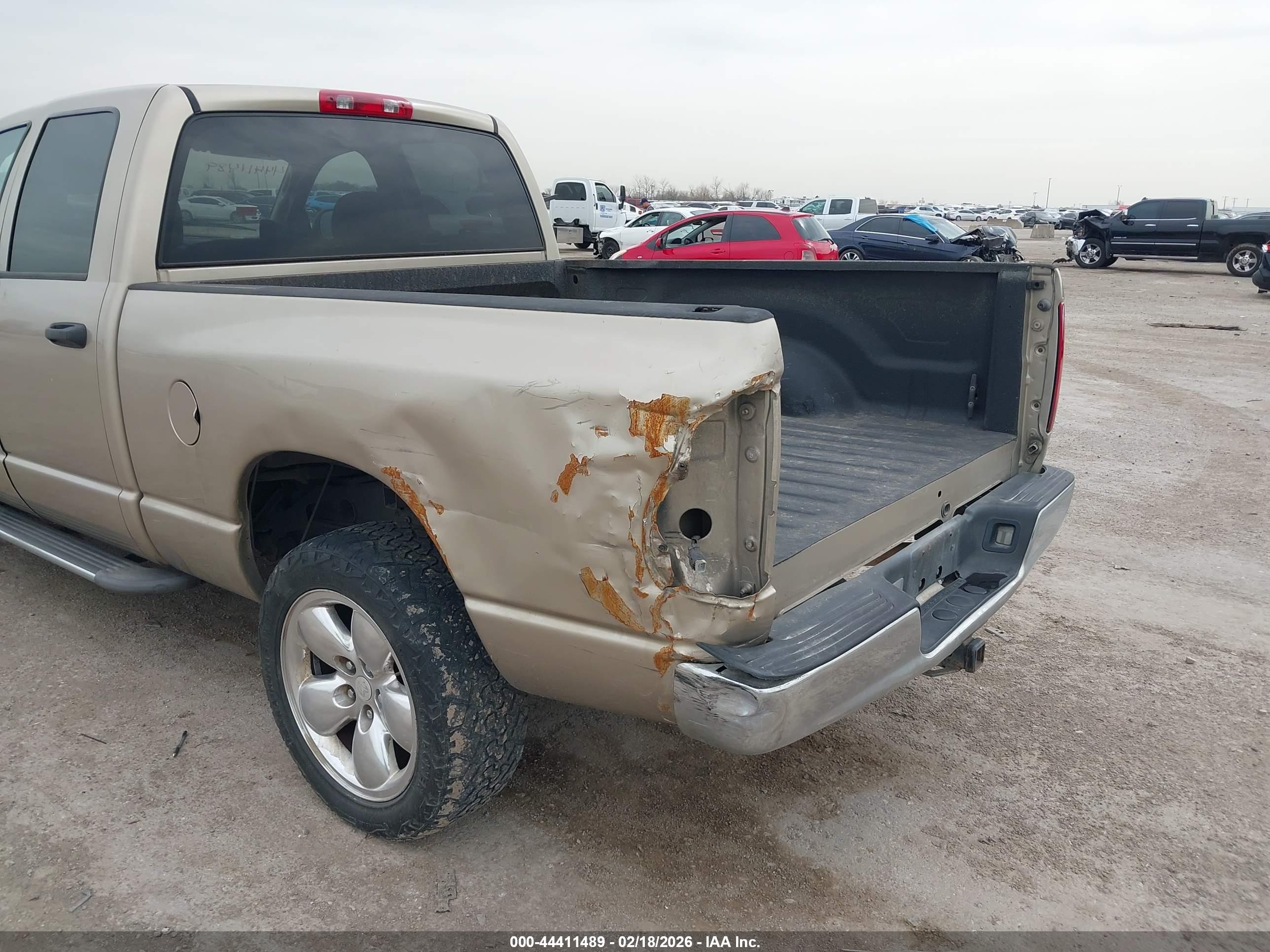 DODGE RAM image 6