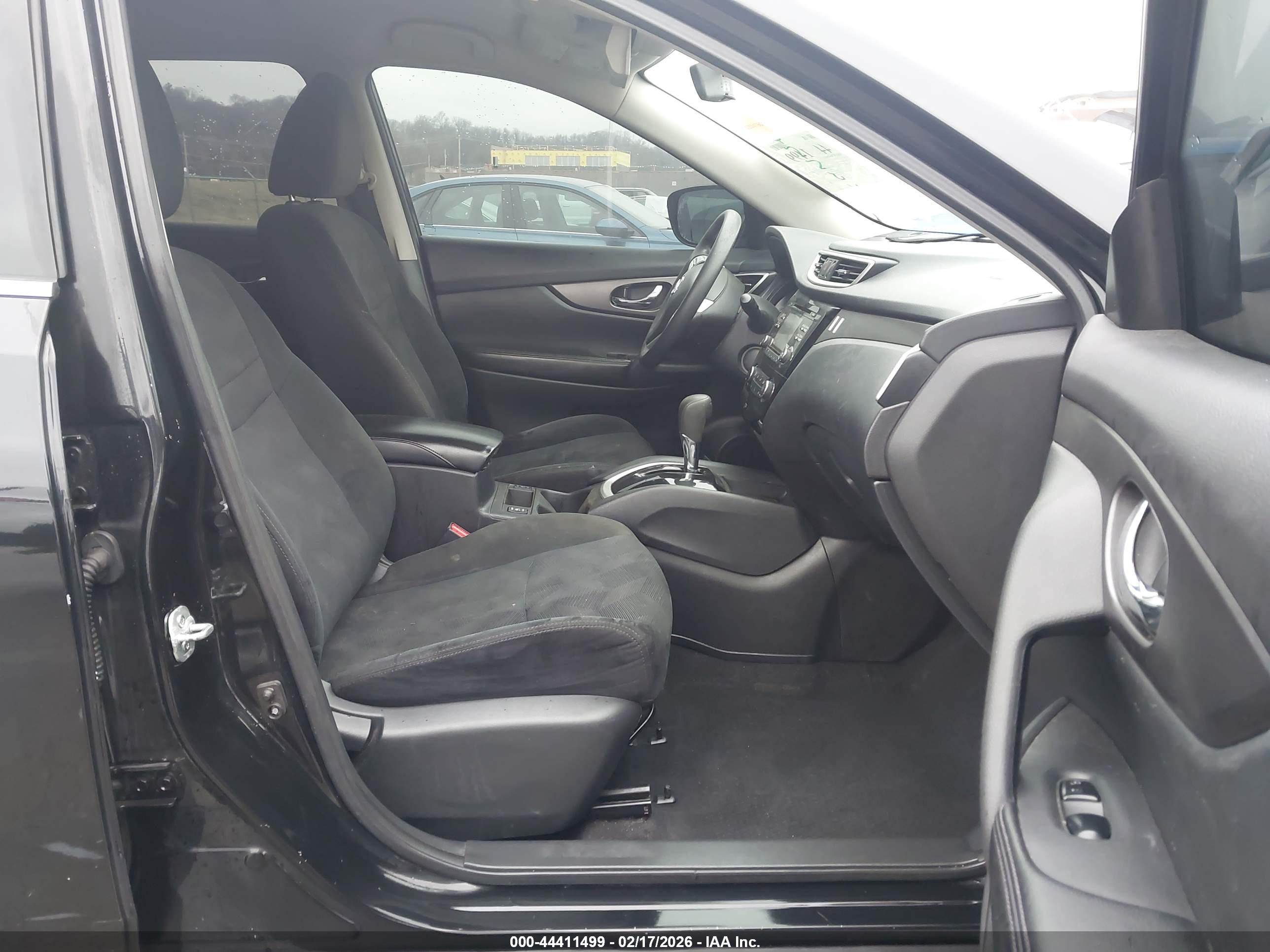 NISSAN ROGUE image 5