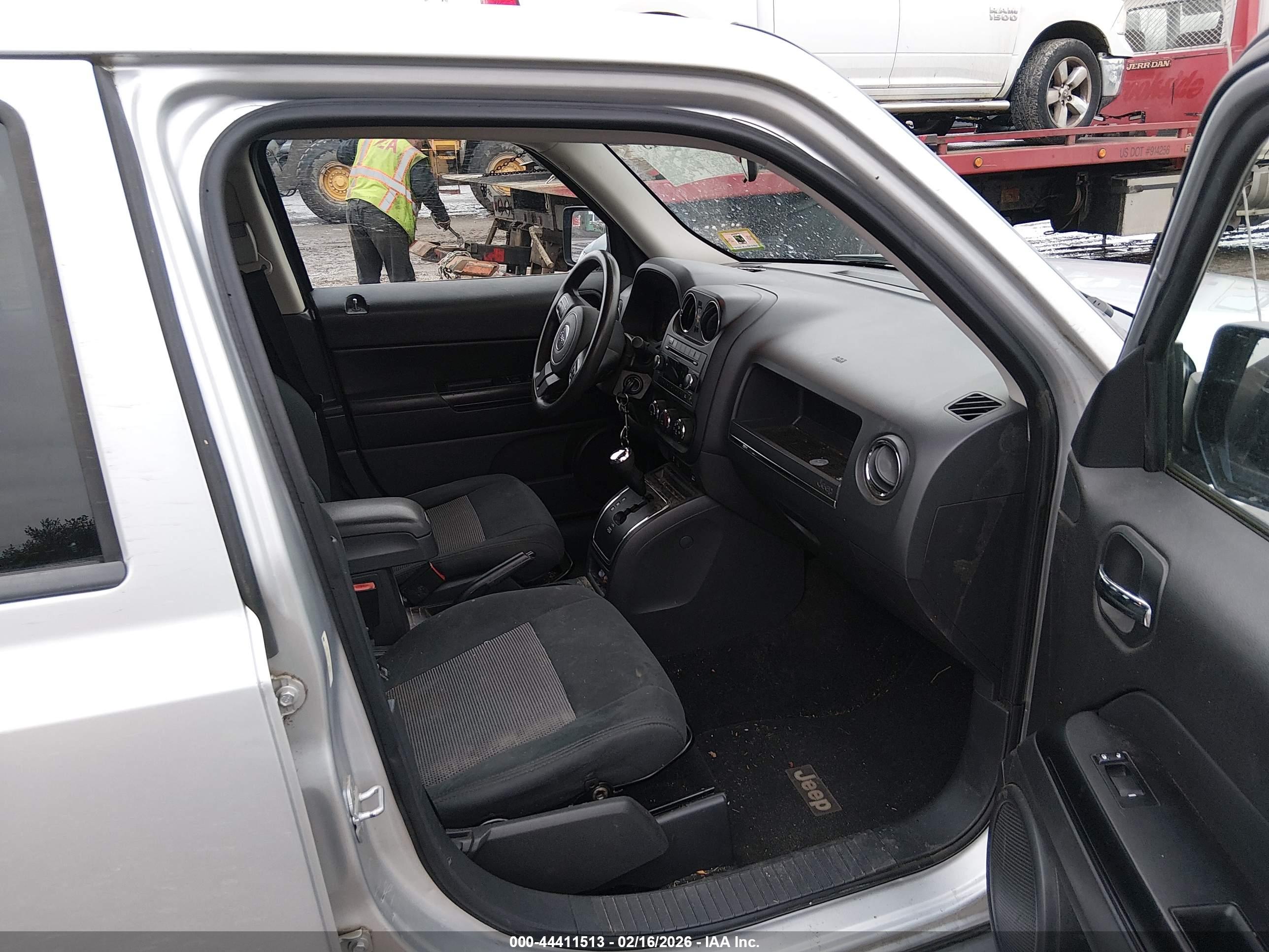 JEEP PATRIOT image 5