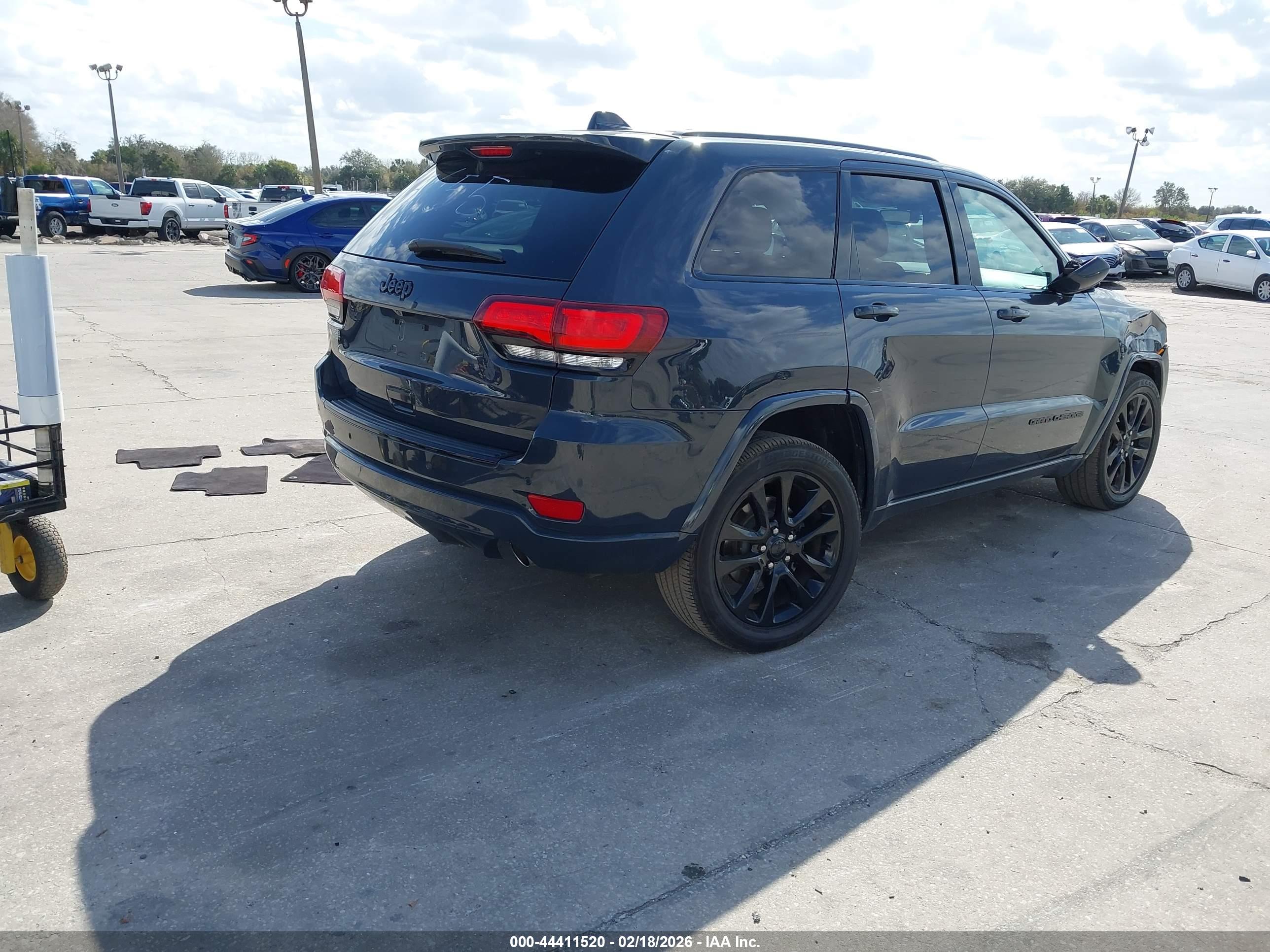 JEEP GRAND image 4