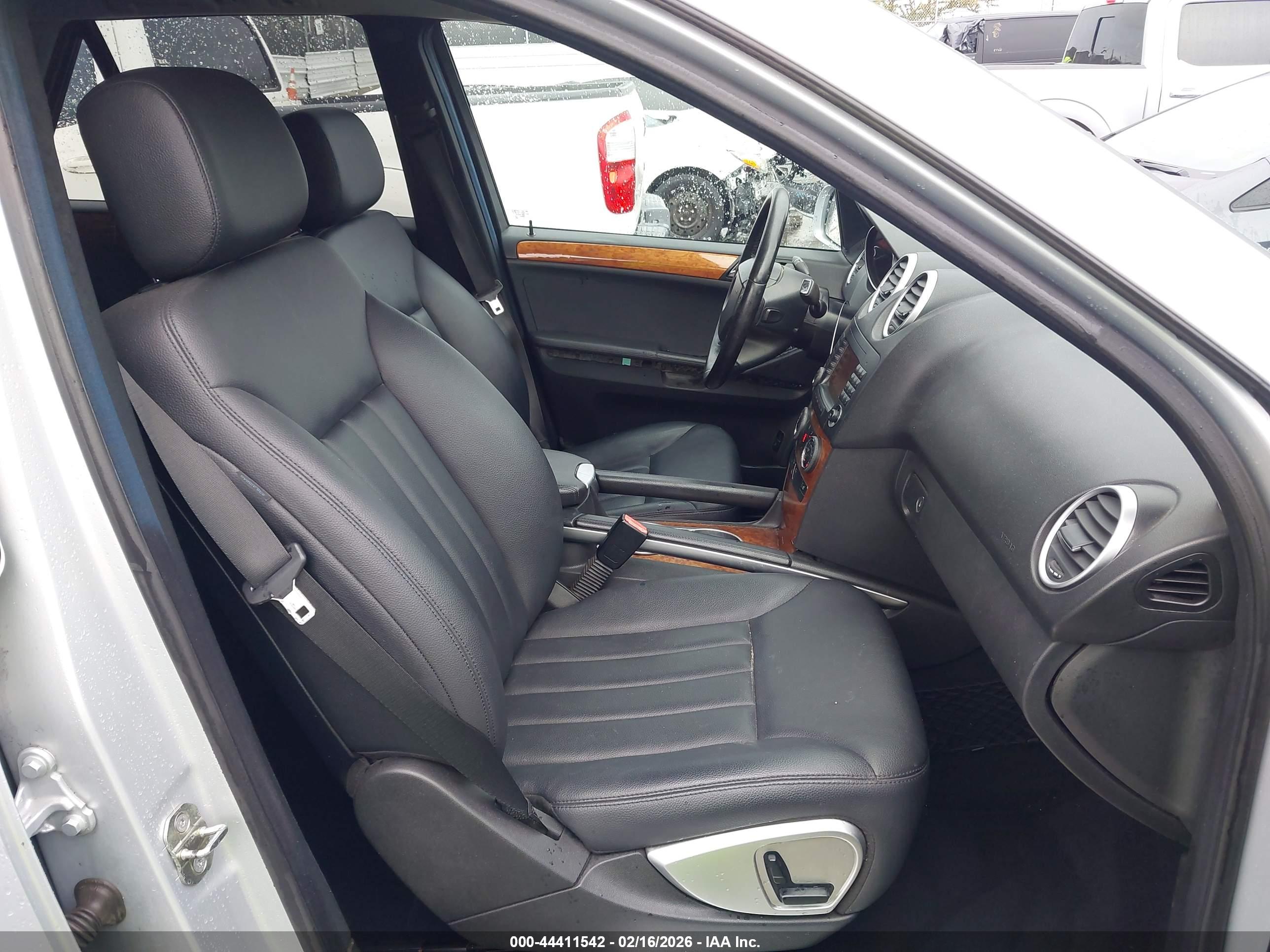 MERCEDES-BENZ ML image 5