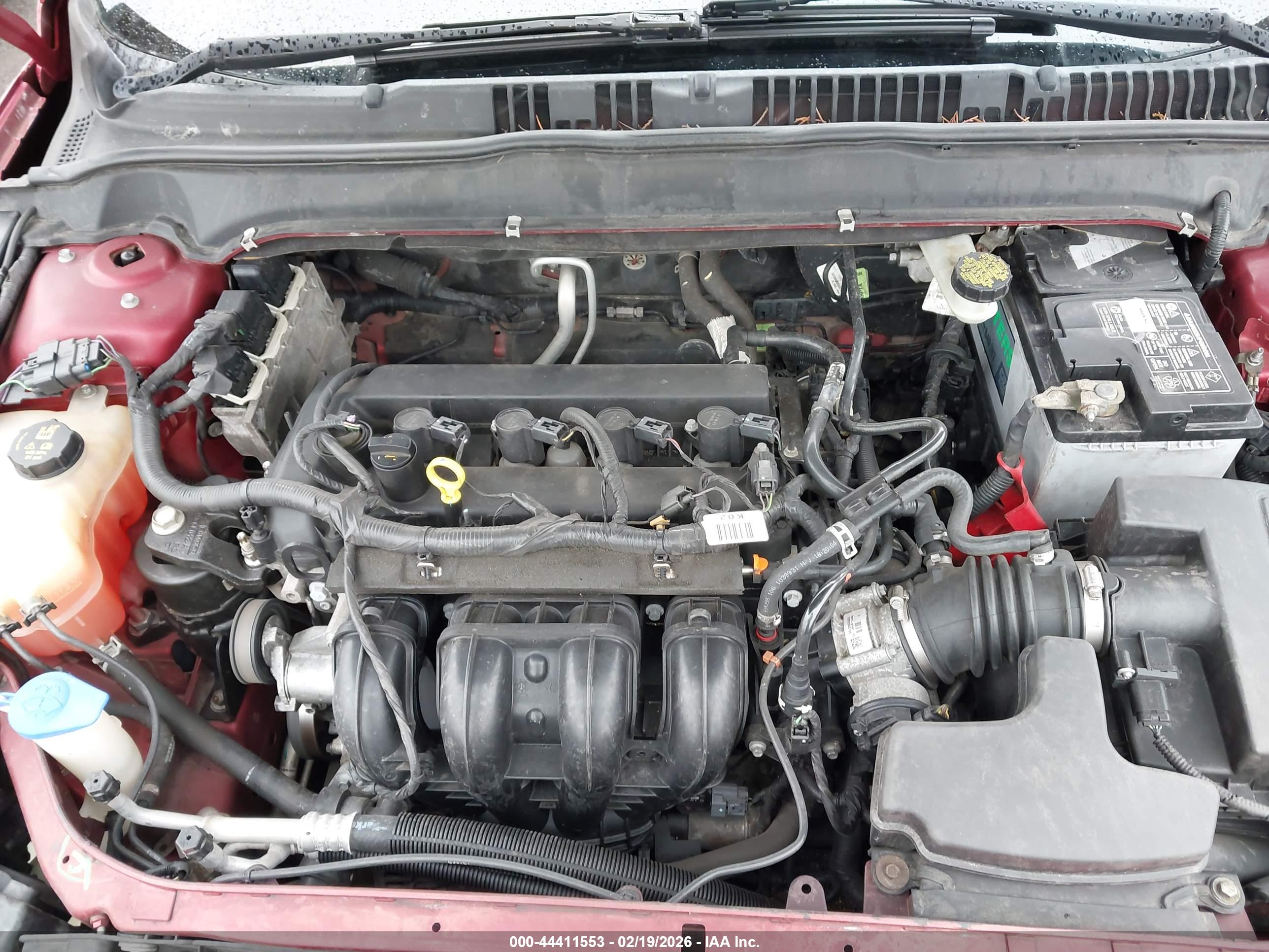 FORD FUSION image 10
