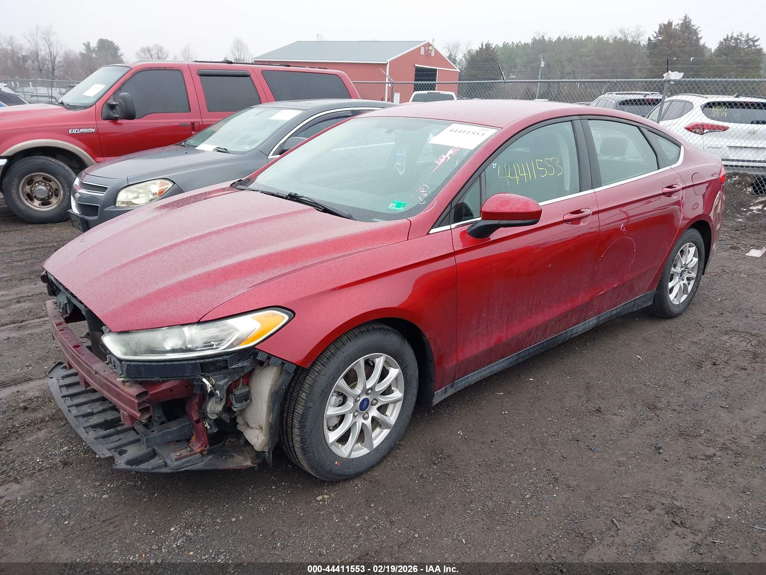 FORD FUSION image 2