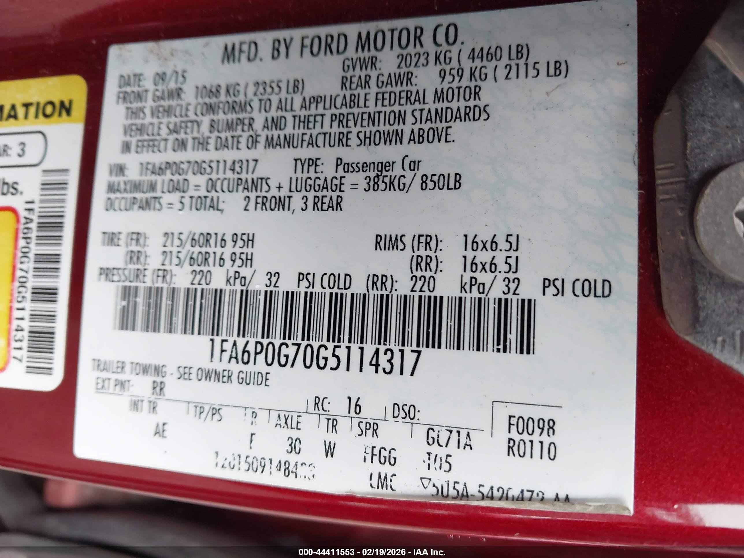 FORD FUSION image 9