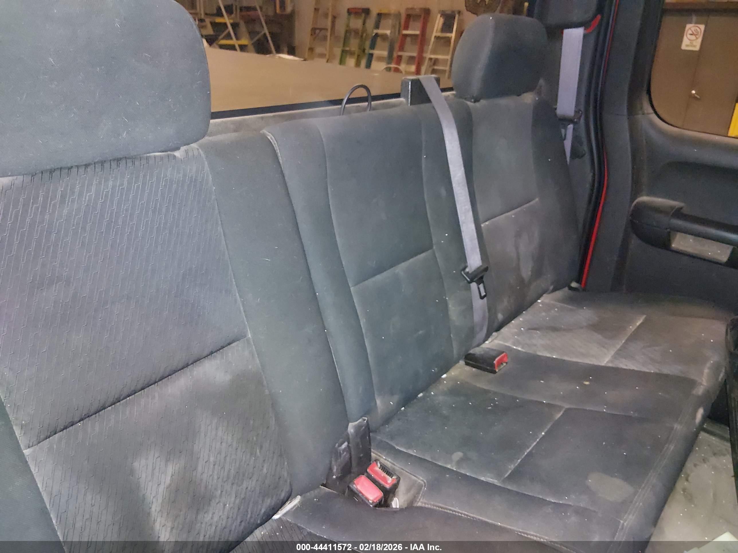 CHEVROLET SILVERADO image 8