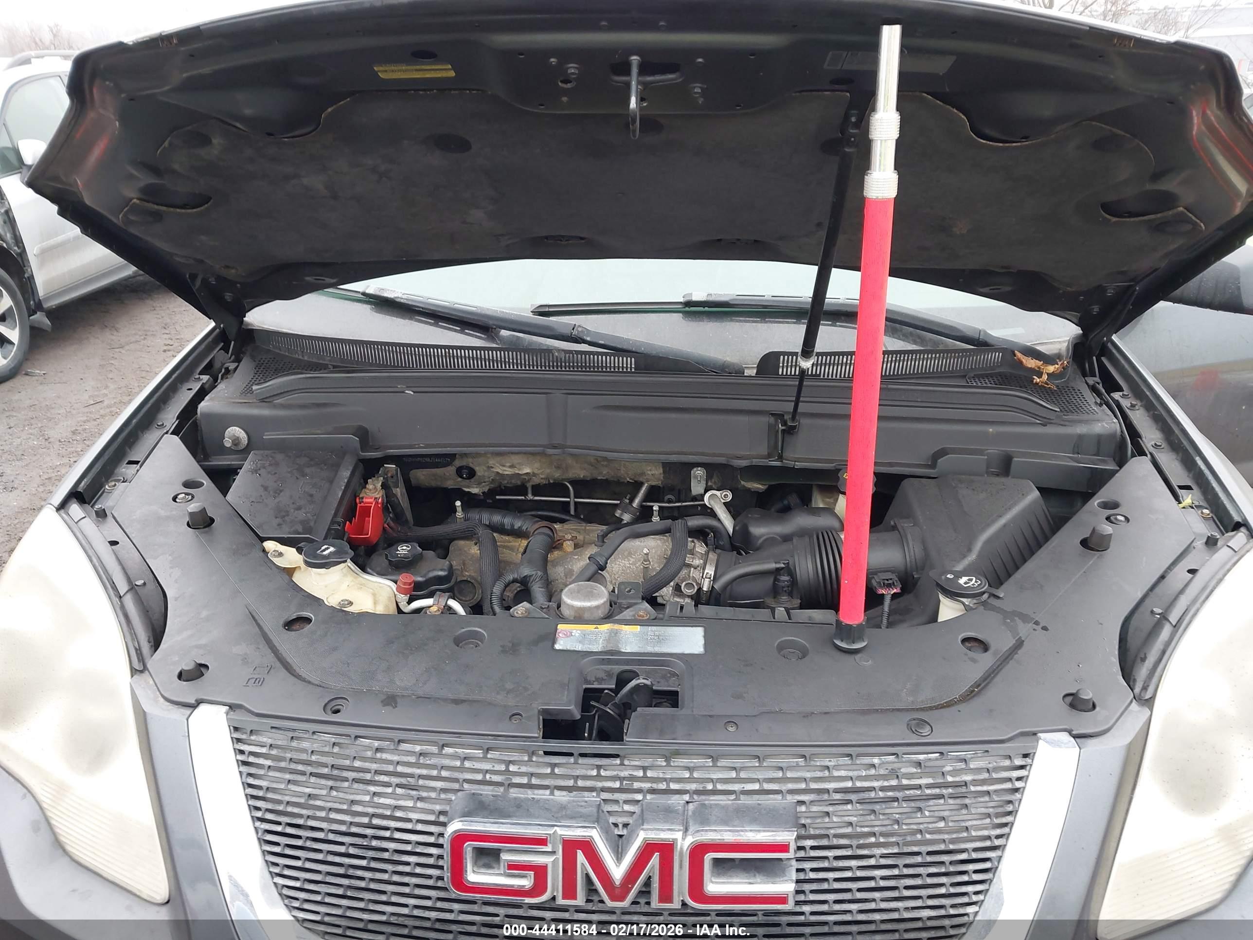 GMC ACADIA image 10