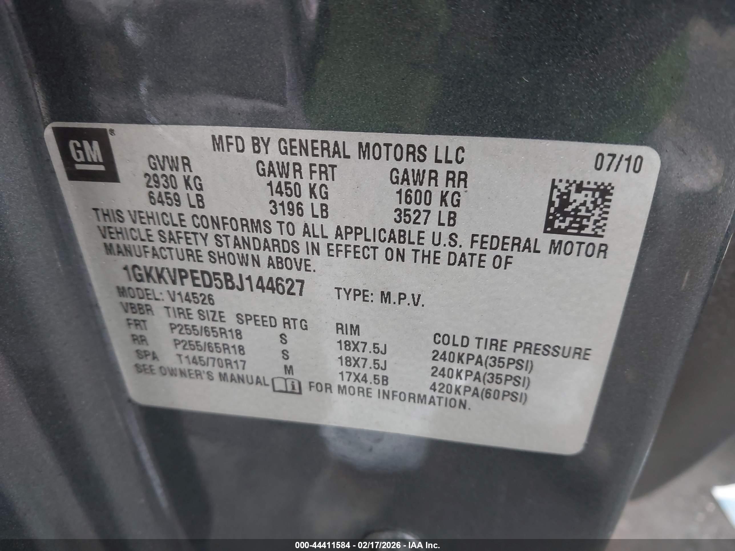 GMC ACADIA image 9