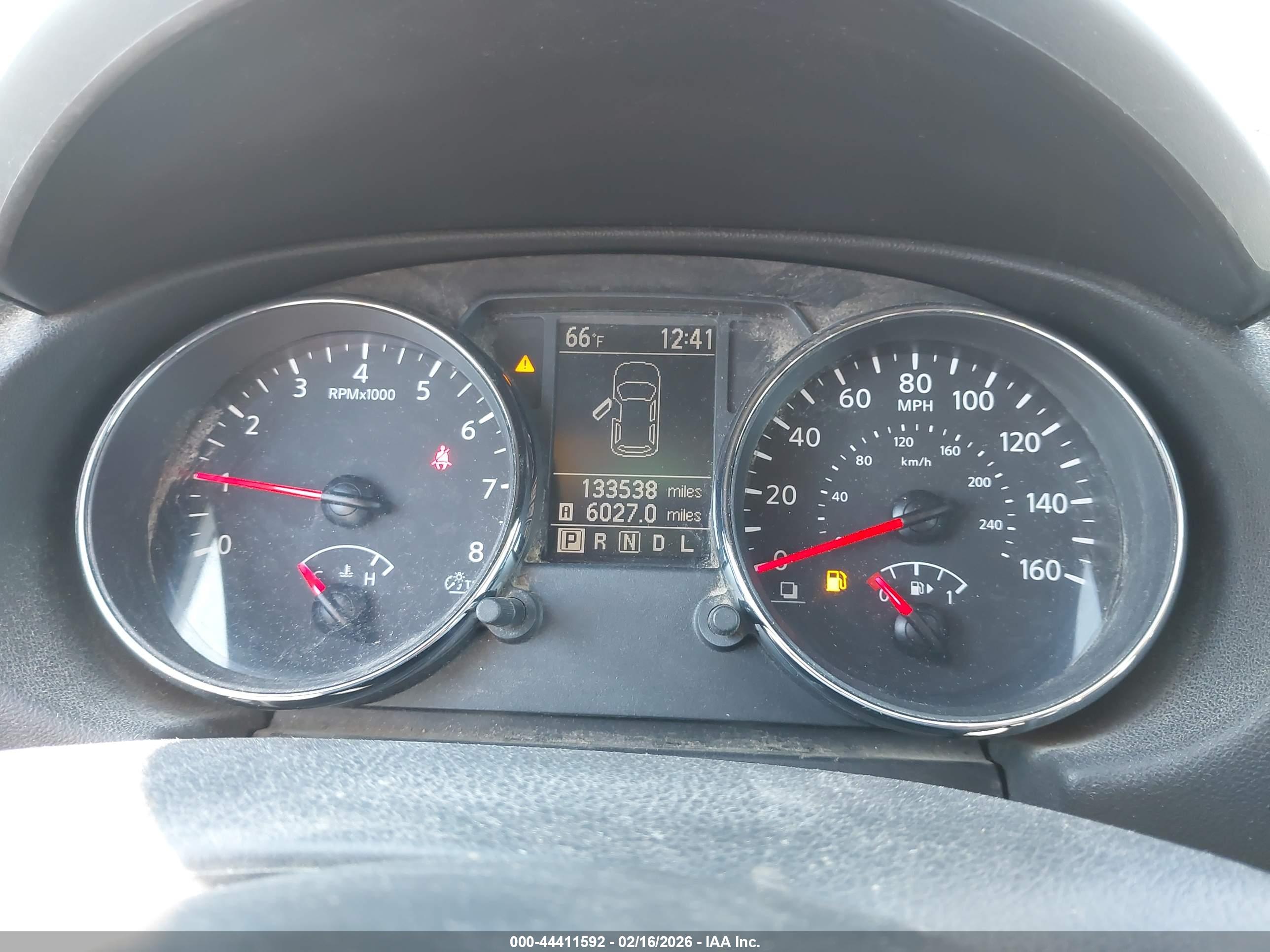 NISSAN ROGUE image 7