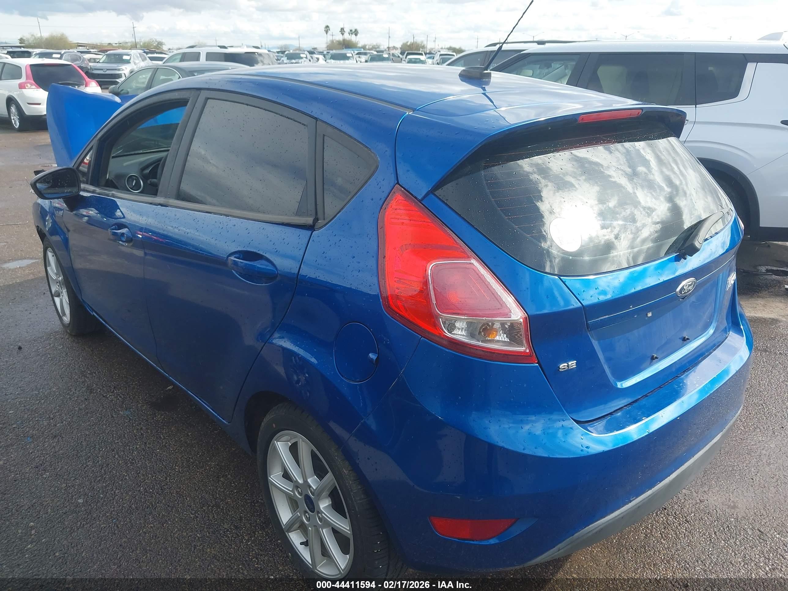 FORD FIESTA image 3