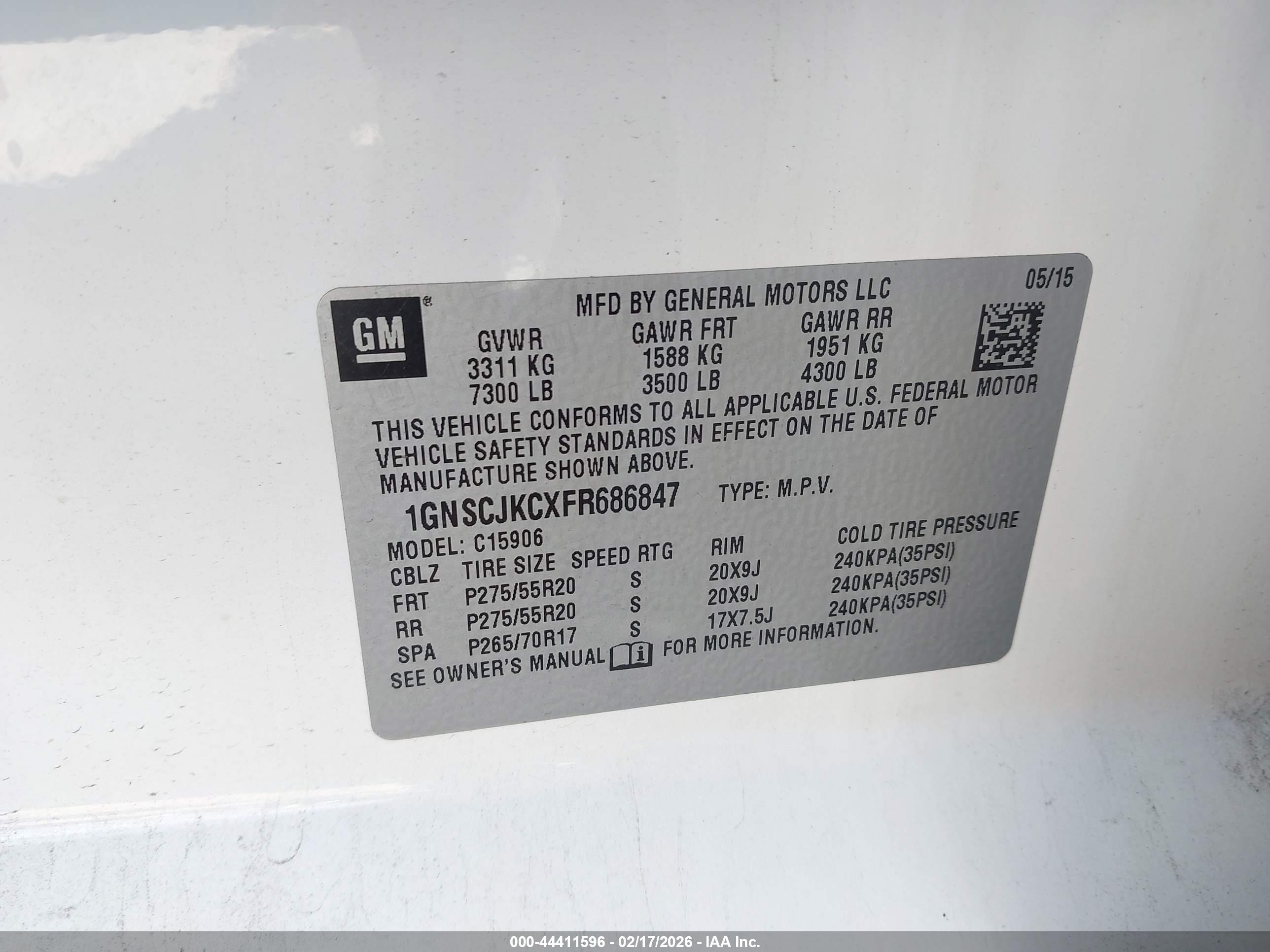 CHEVROLET SUBURBAN image 9
