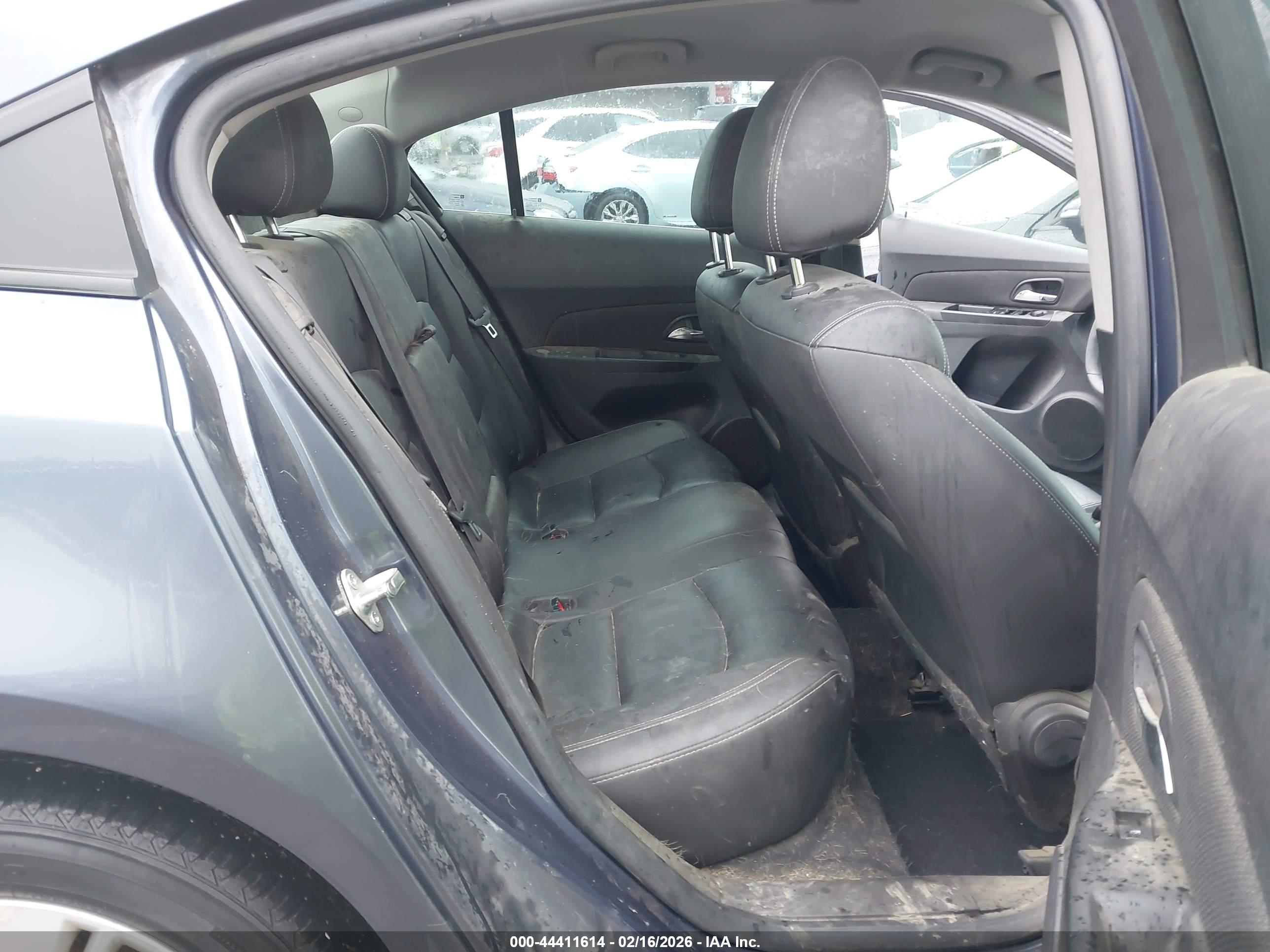 CHEVROLET CRUZE image 8