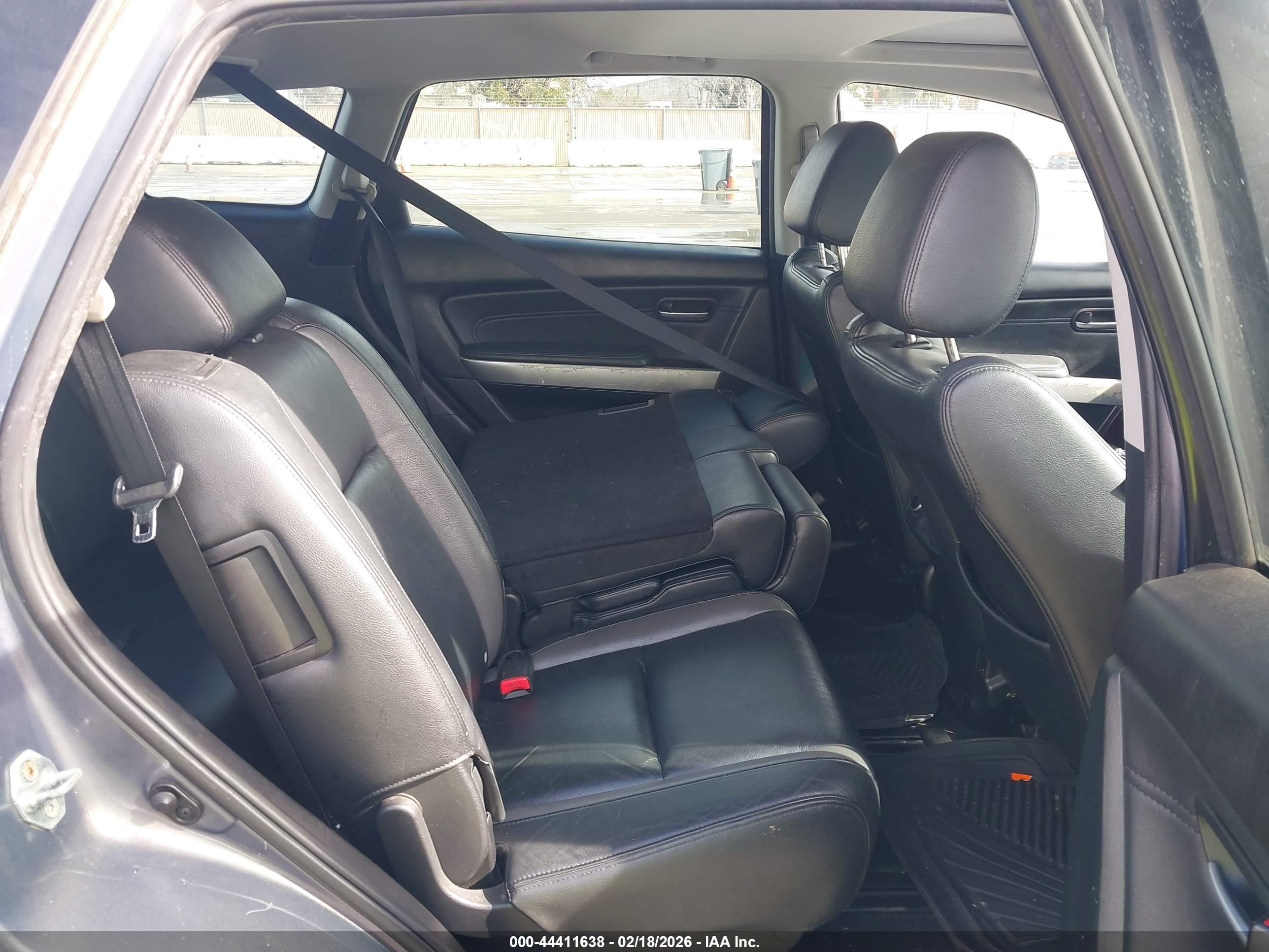 MAZDA CX-9 image 8