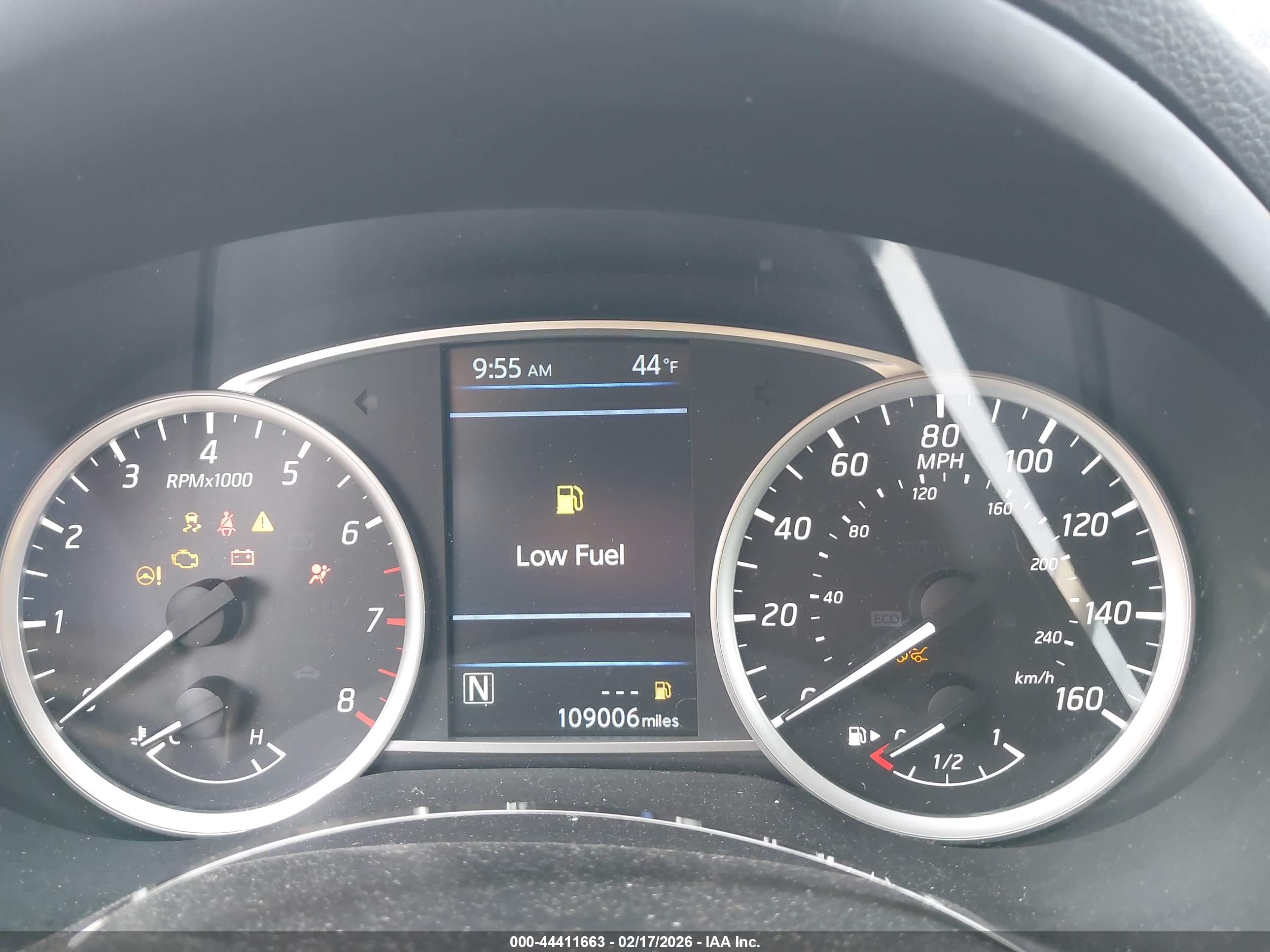 NISSAN SENTRA image 7