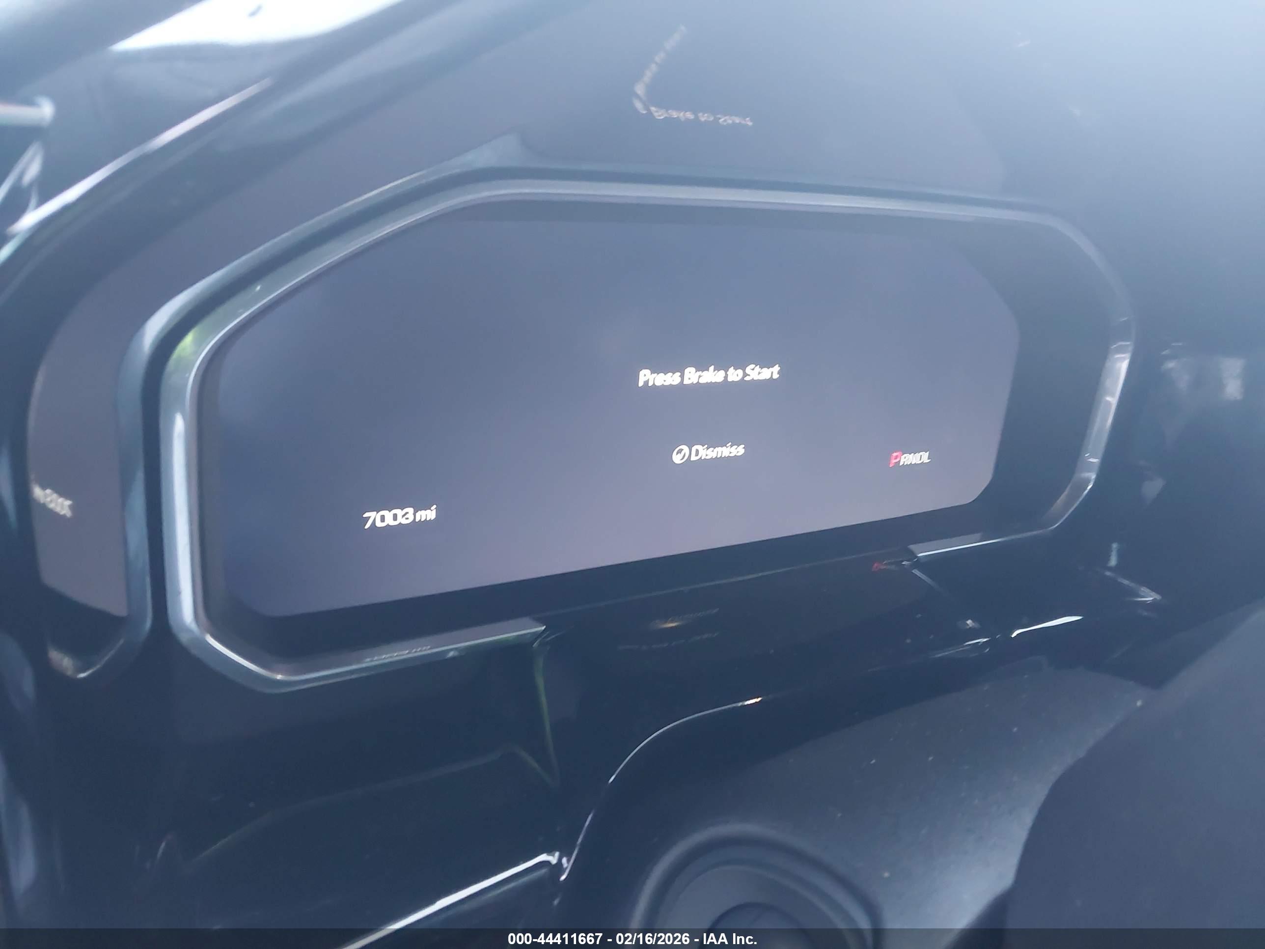 GMC SIERRA image 7
