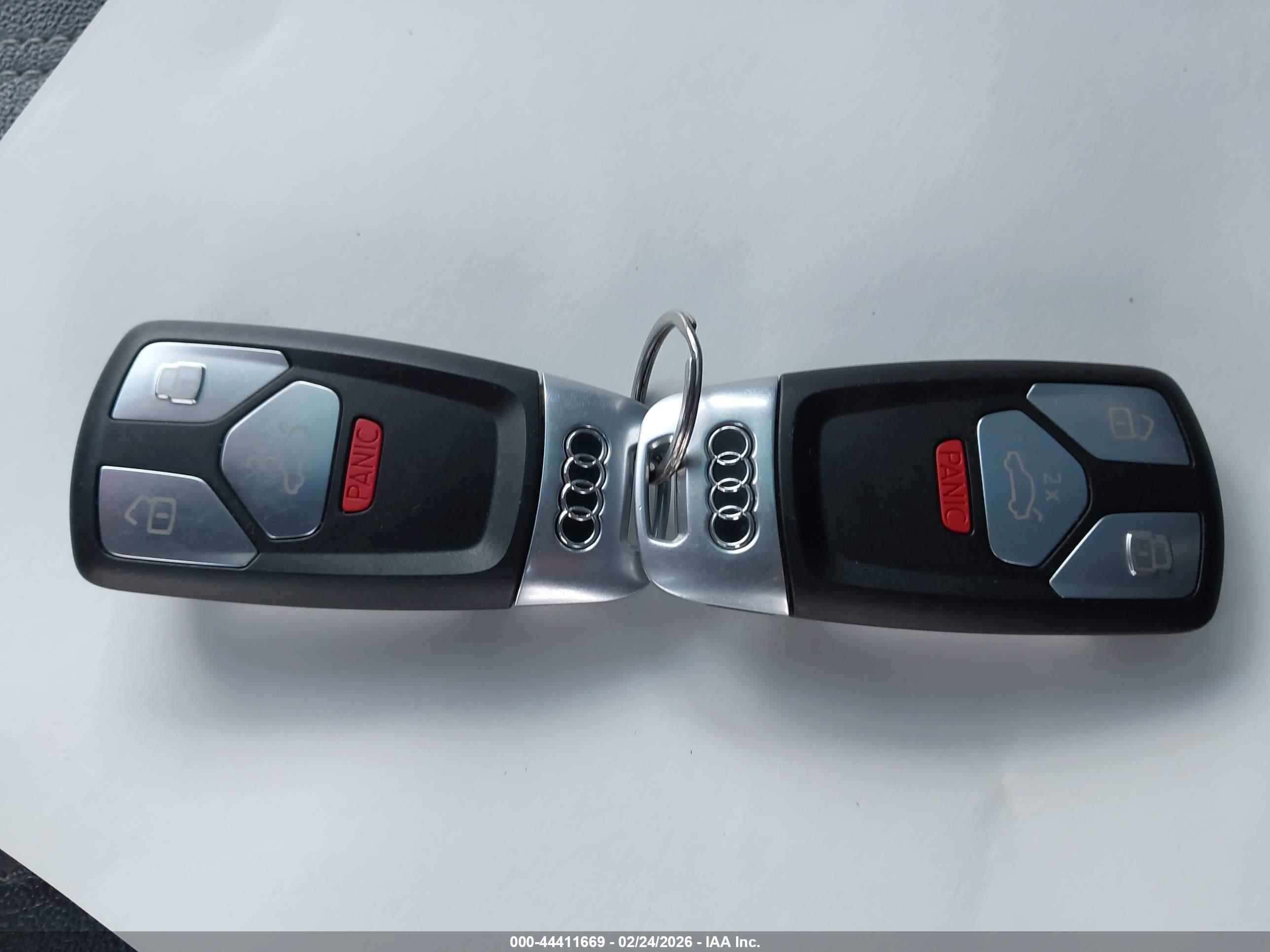 AUDI Q5 image 11