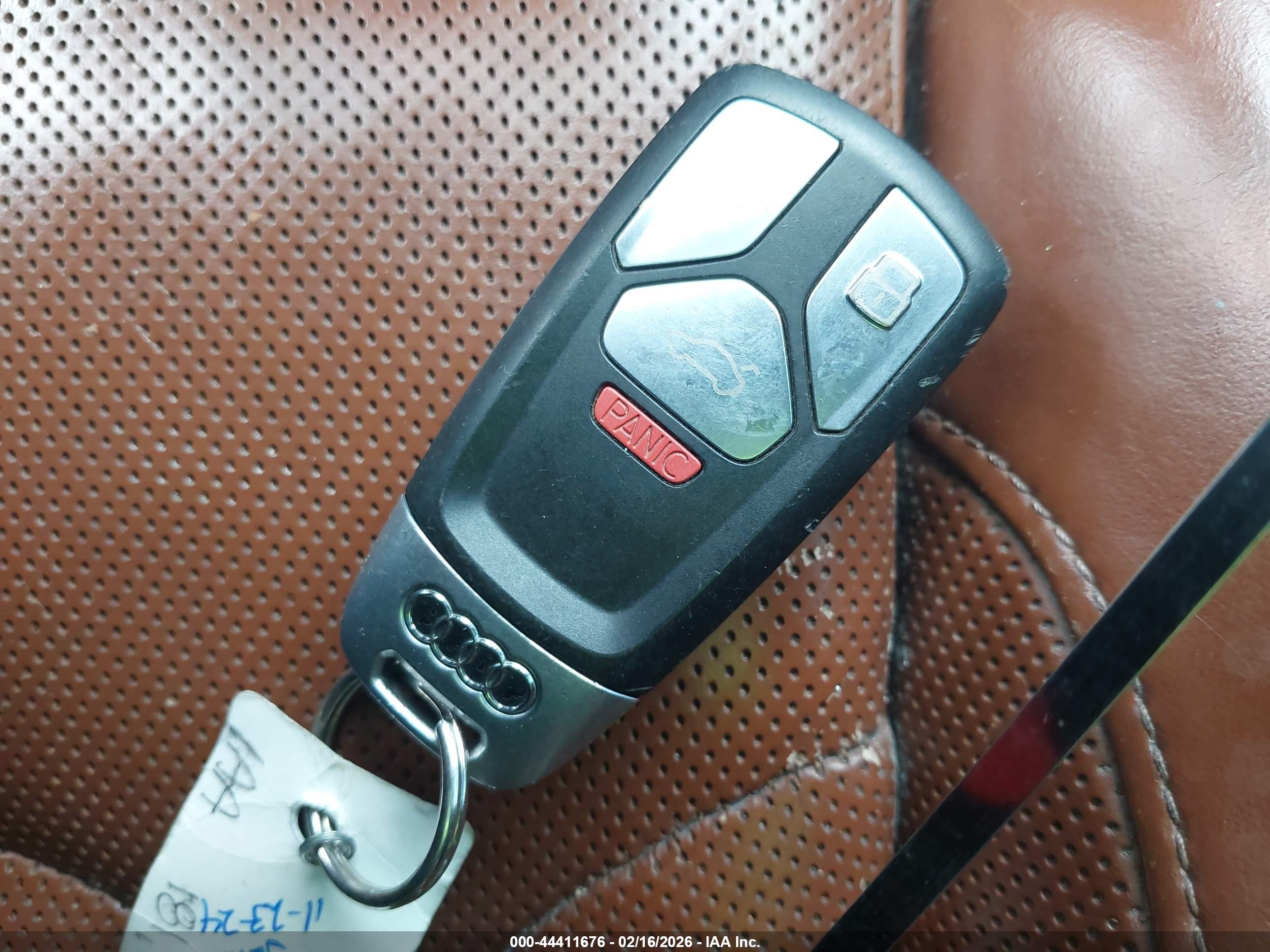 AUDI Q7 image 11