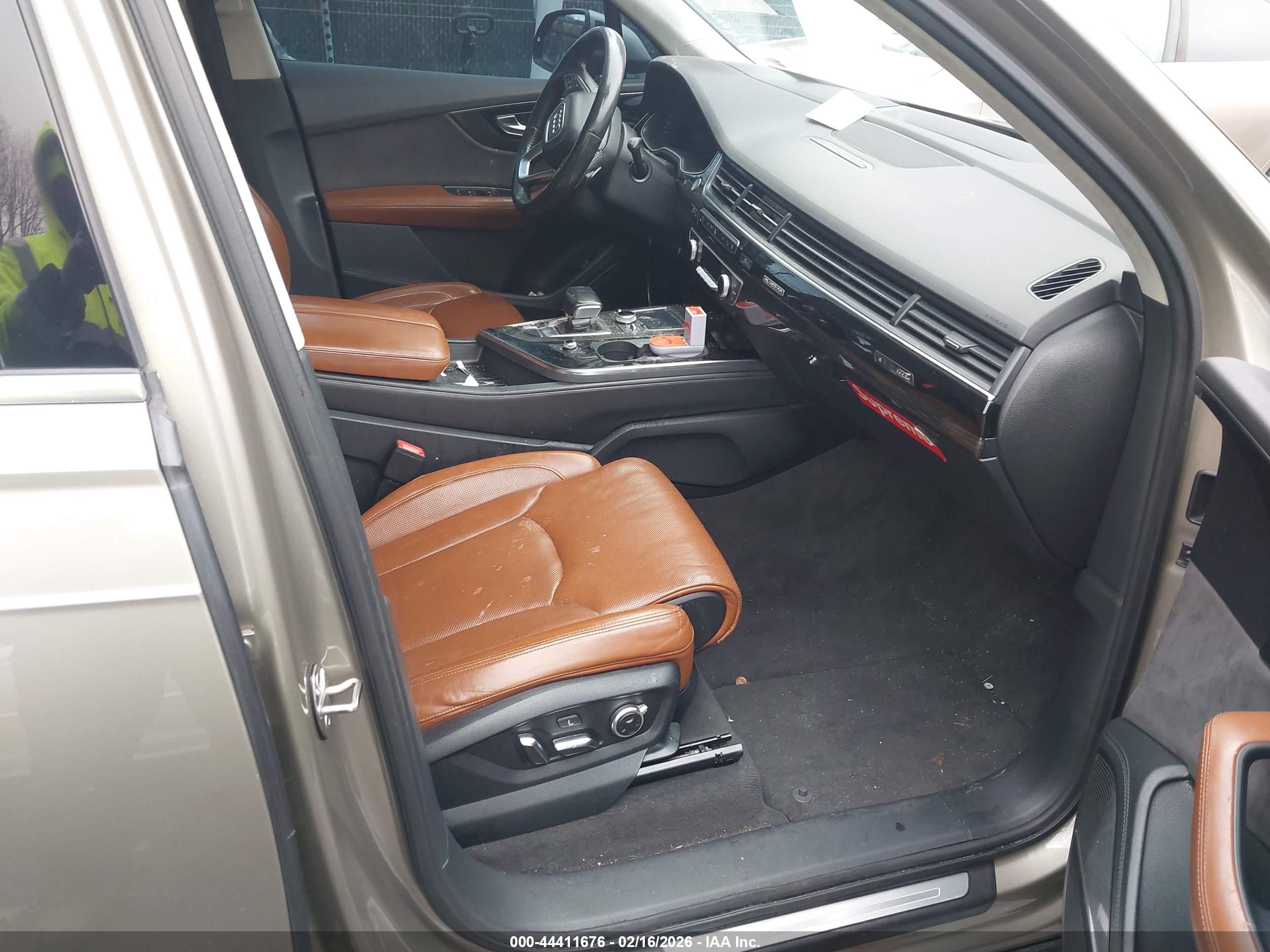 AUDI Q7 image 5