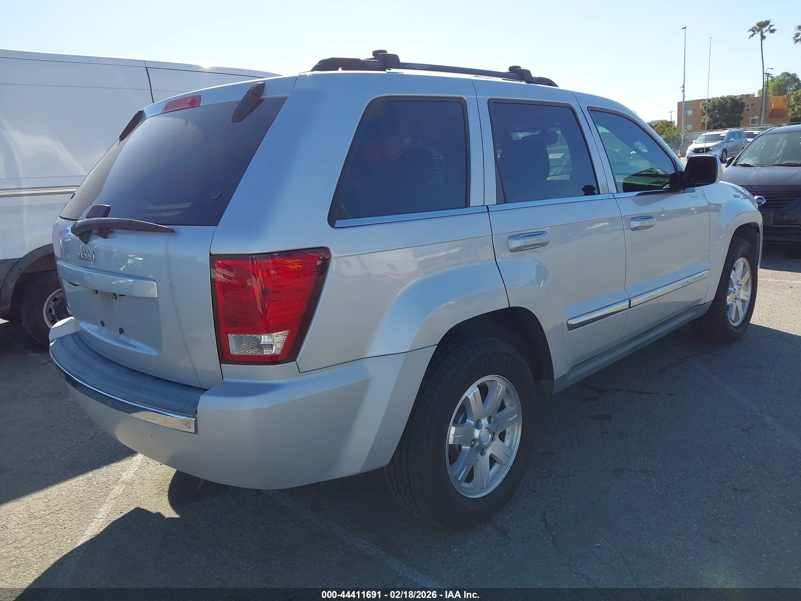 JEEP GRAND image 4