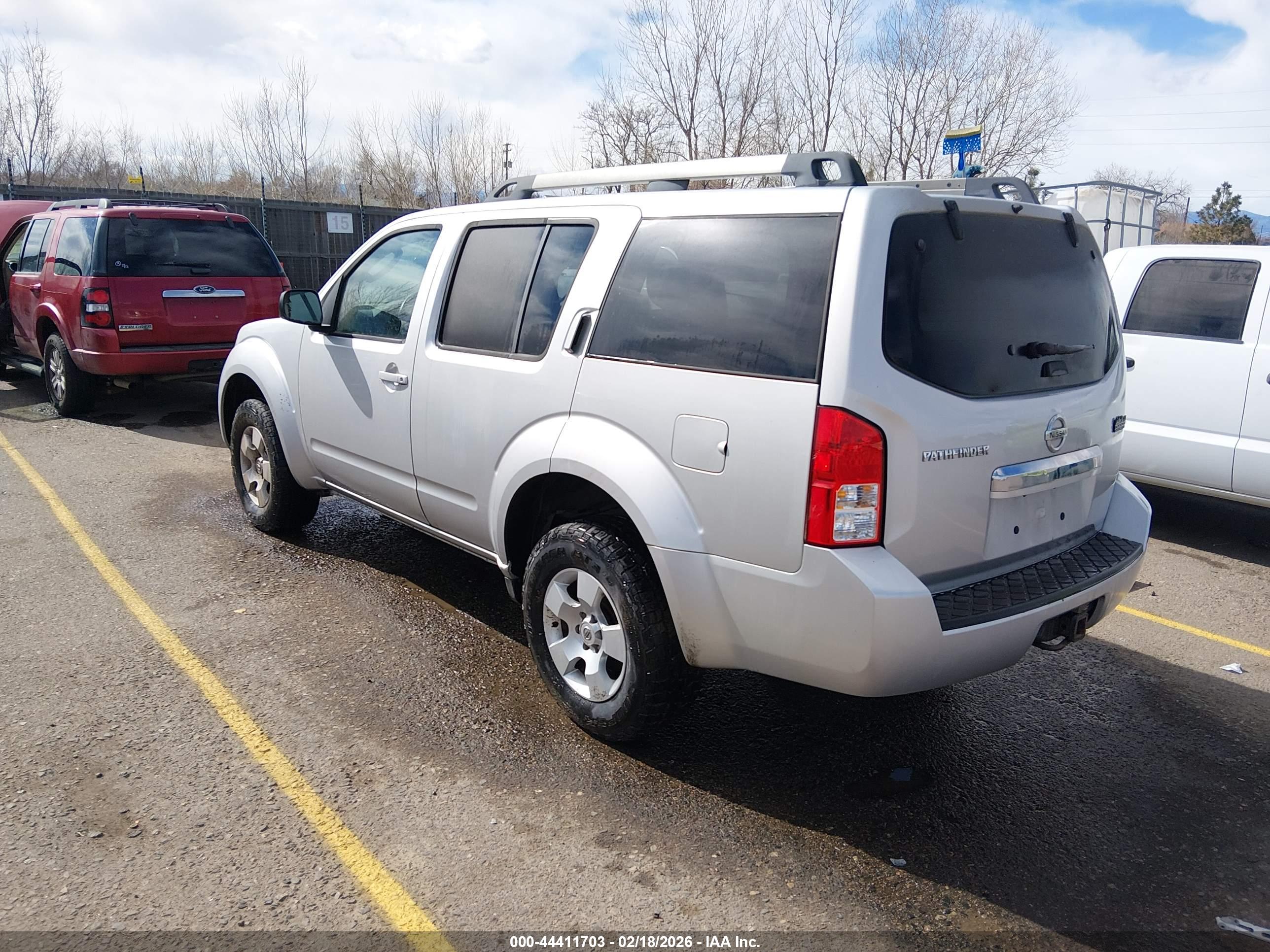 NISSAN PATHFINDER image 3