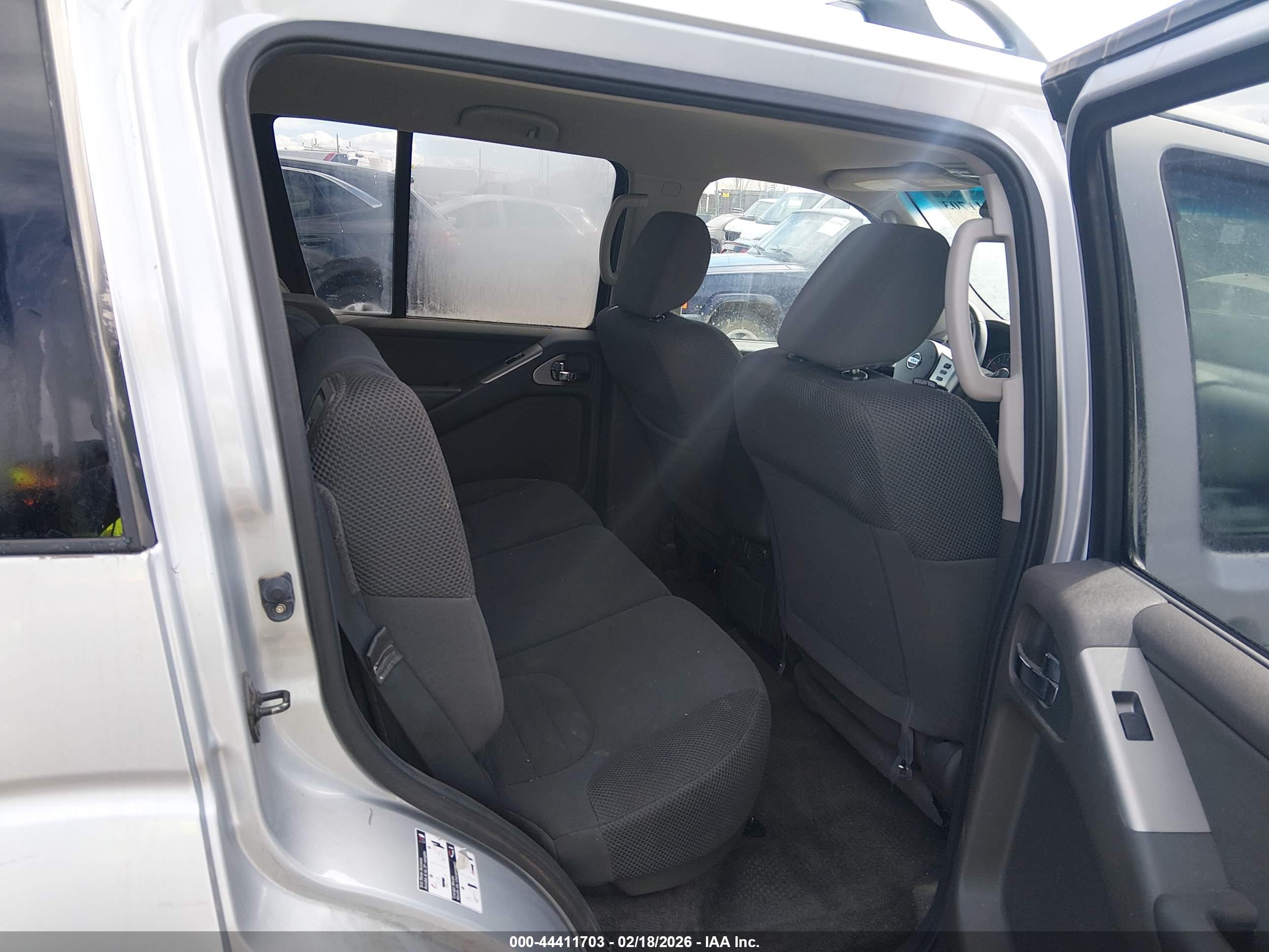 NISSAN PATHFINDER image 8