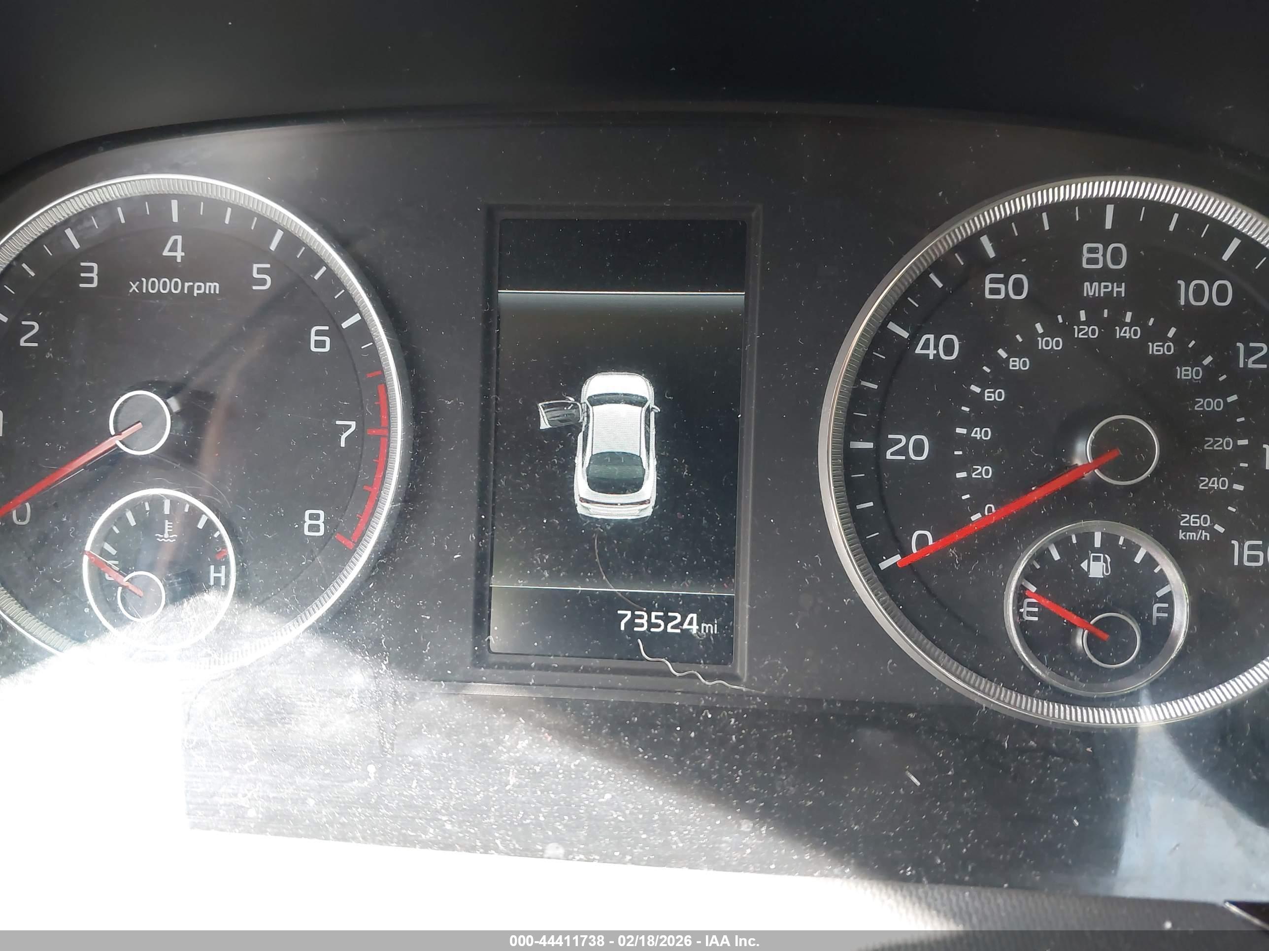KIA K5 image 7