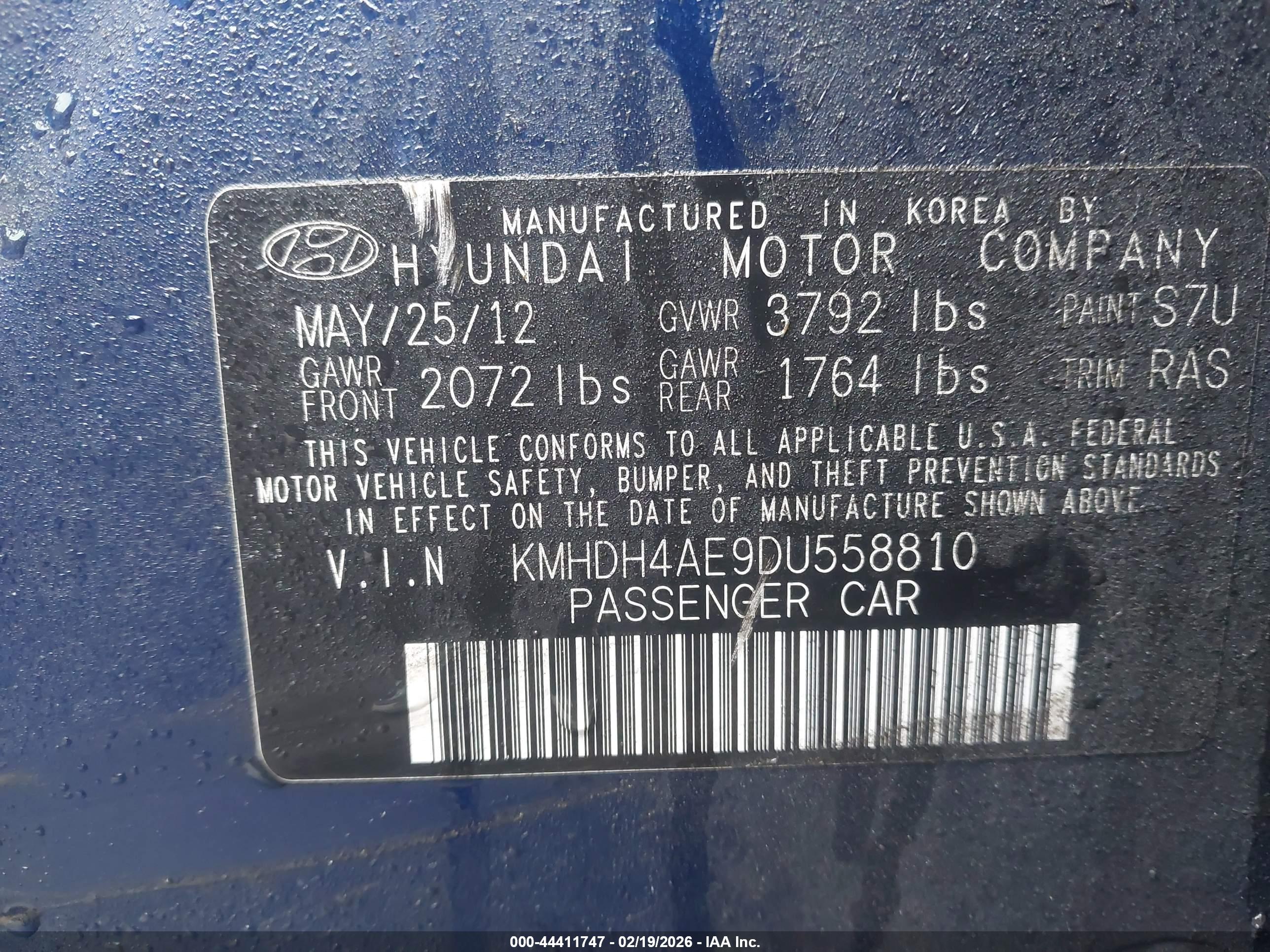 HYUNDAI ELANTRA image 9