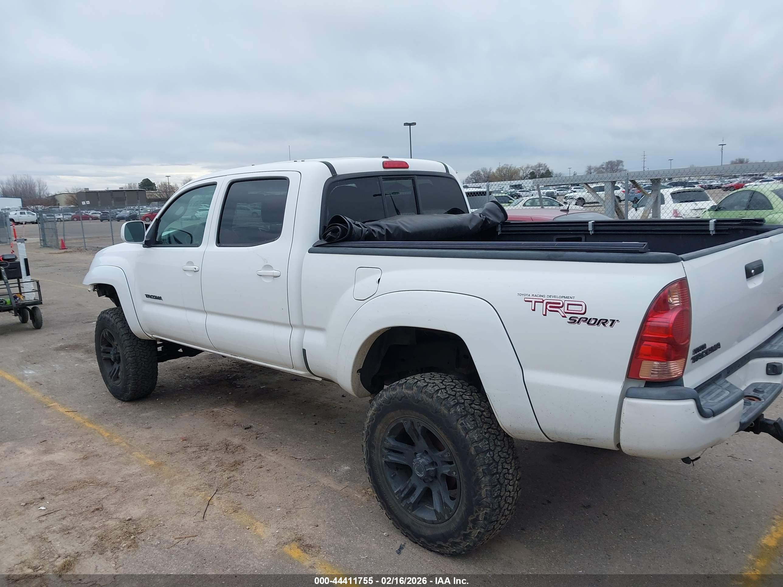 TOYOTA TACOMA image 3