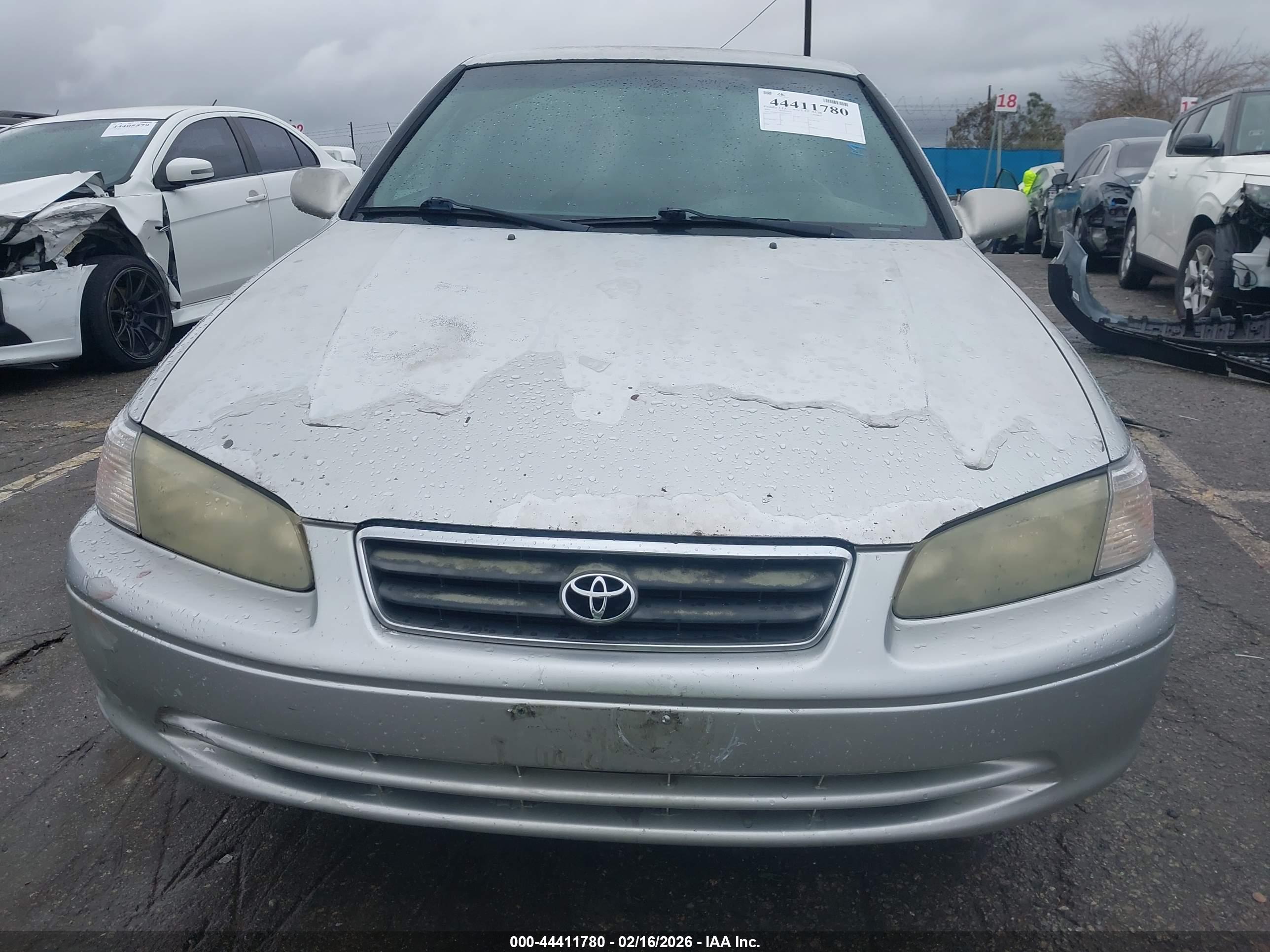 TOYOTA CAMRY image 6