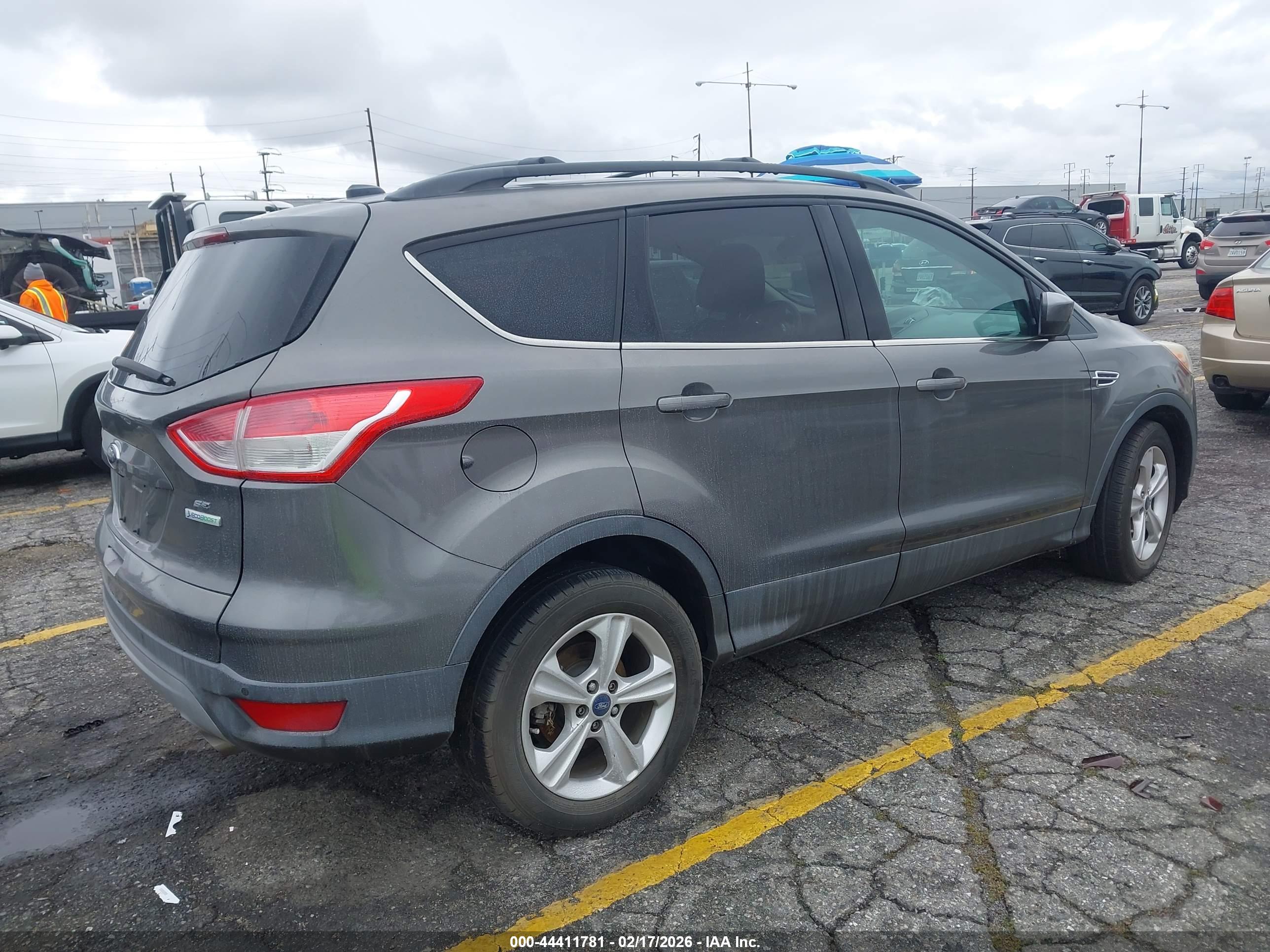 FORD ESCAPE image 4