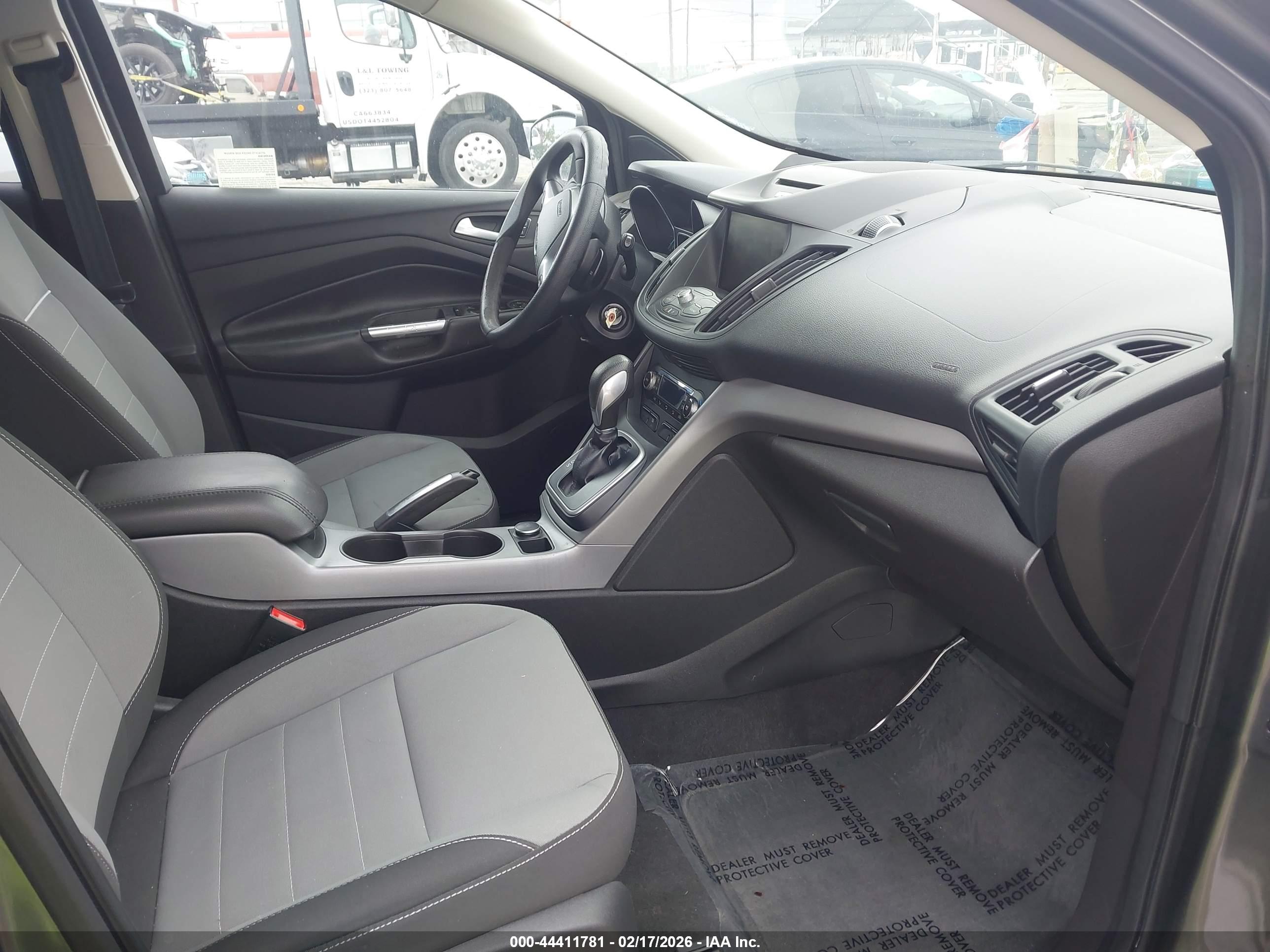 FORD ESCAPE image 5